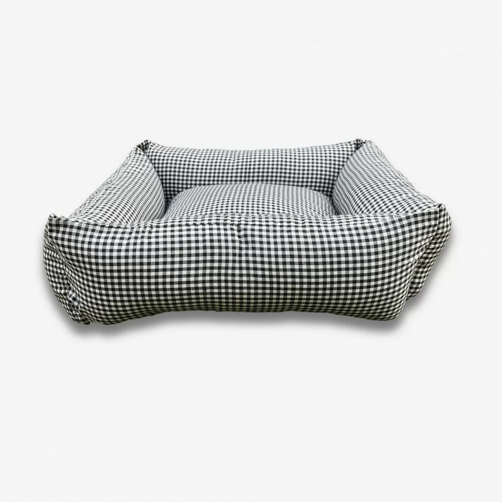 Checkered Pet Bed