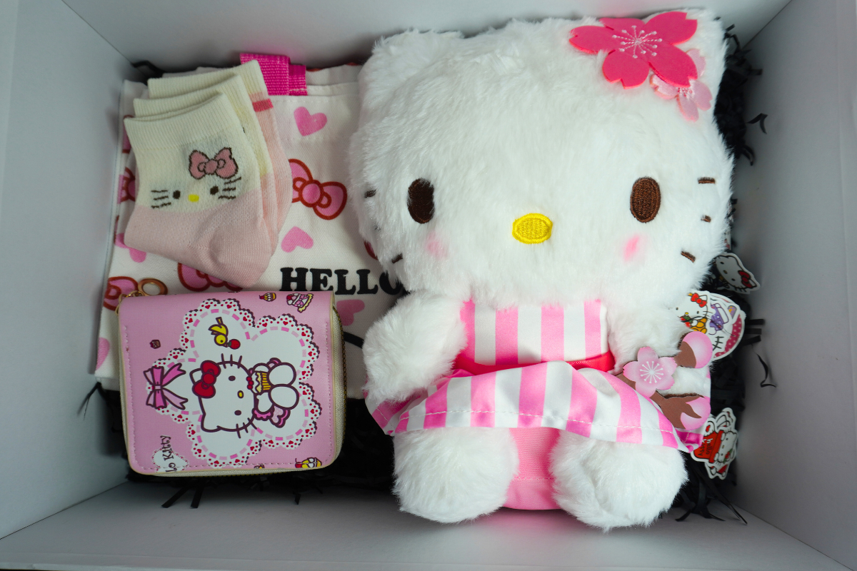 Hello Kitty Gift Box