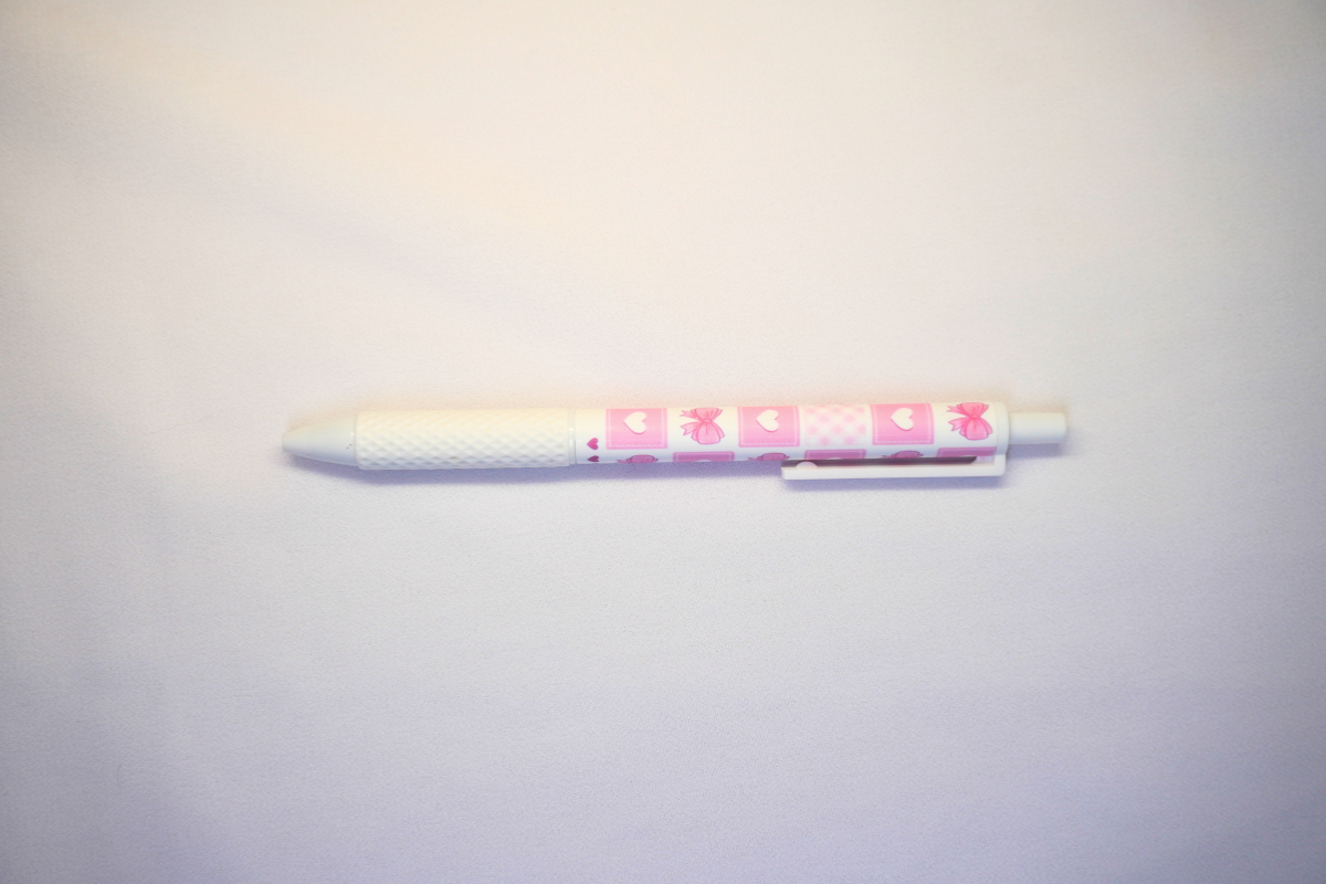 Pink Bow Pen 