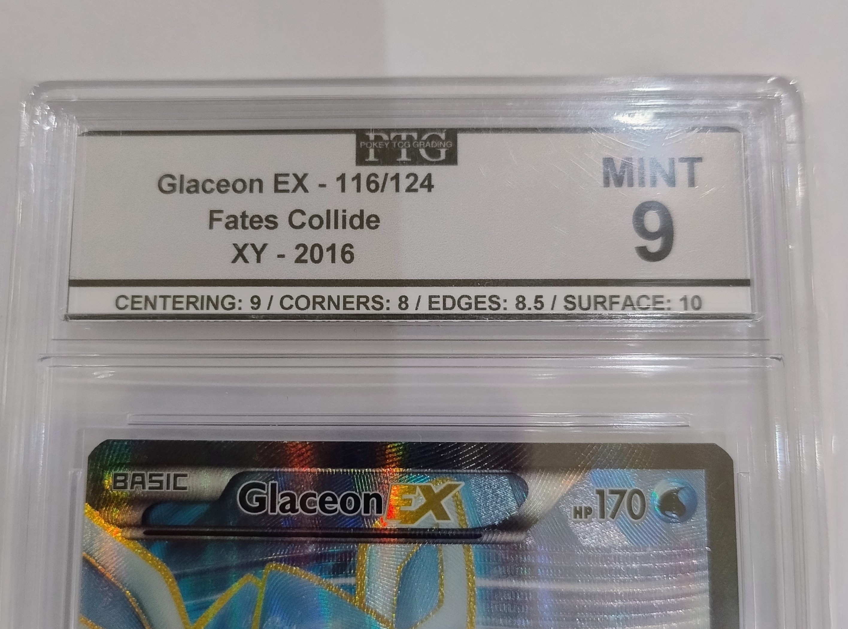 Glaceon EX Pokémon Card - Graded Mint 9
