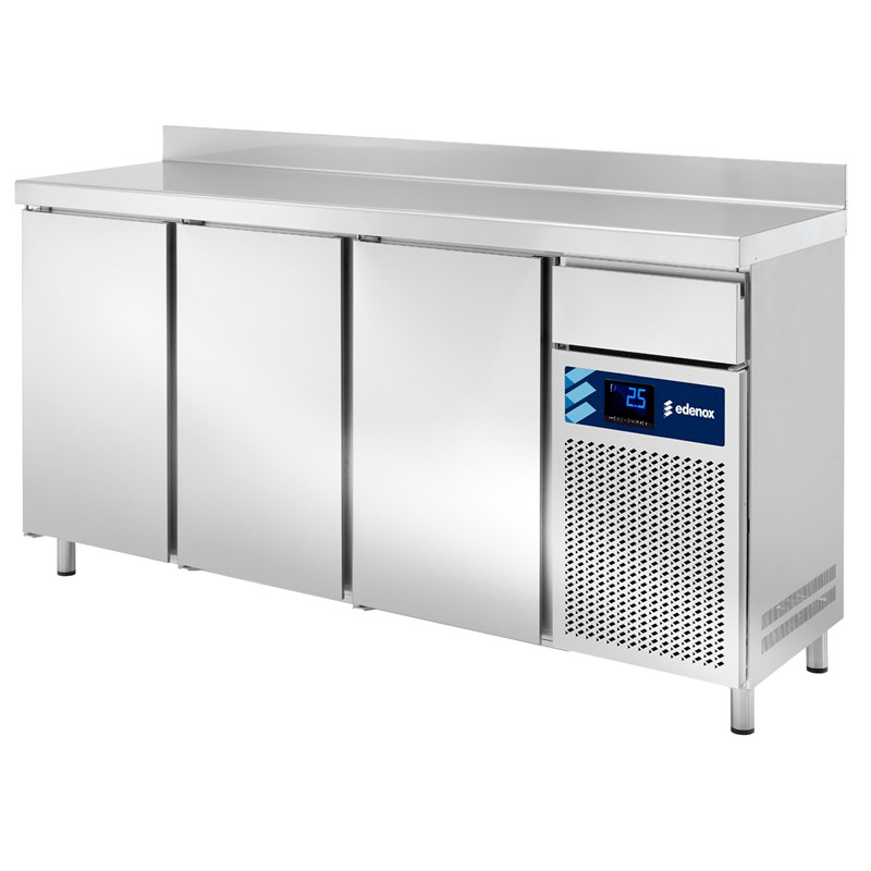 SNACK SERIE 600 REFRIGERADA FRENTE MOSTRADOR FMPS-200 HC