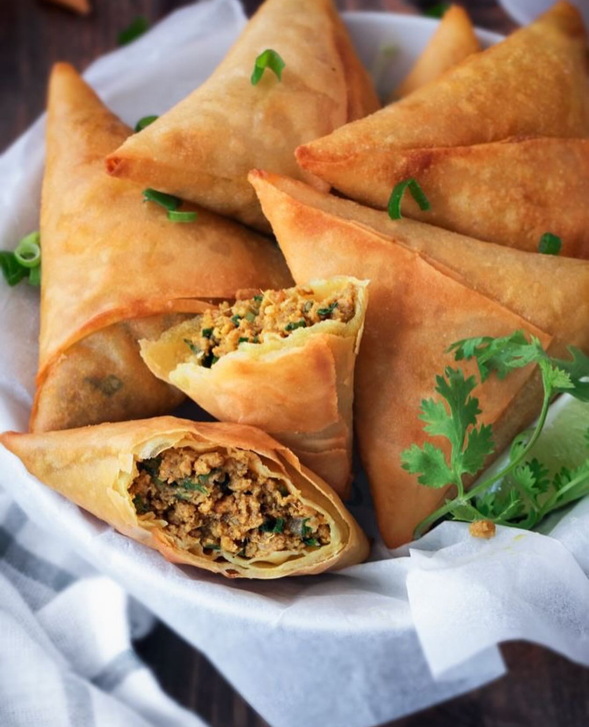 Samosa ( 2 pieces)