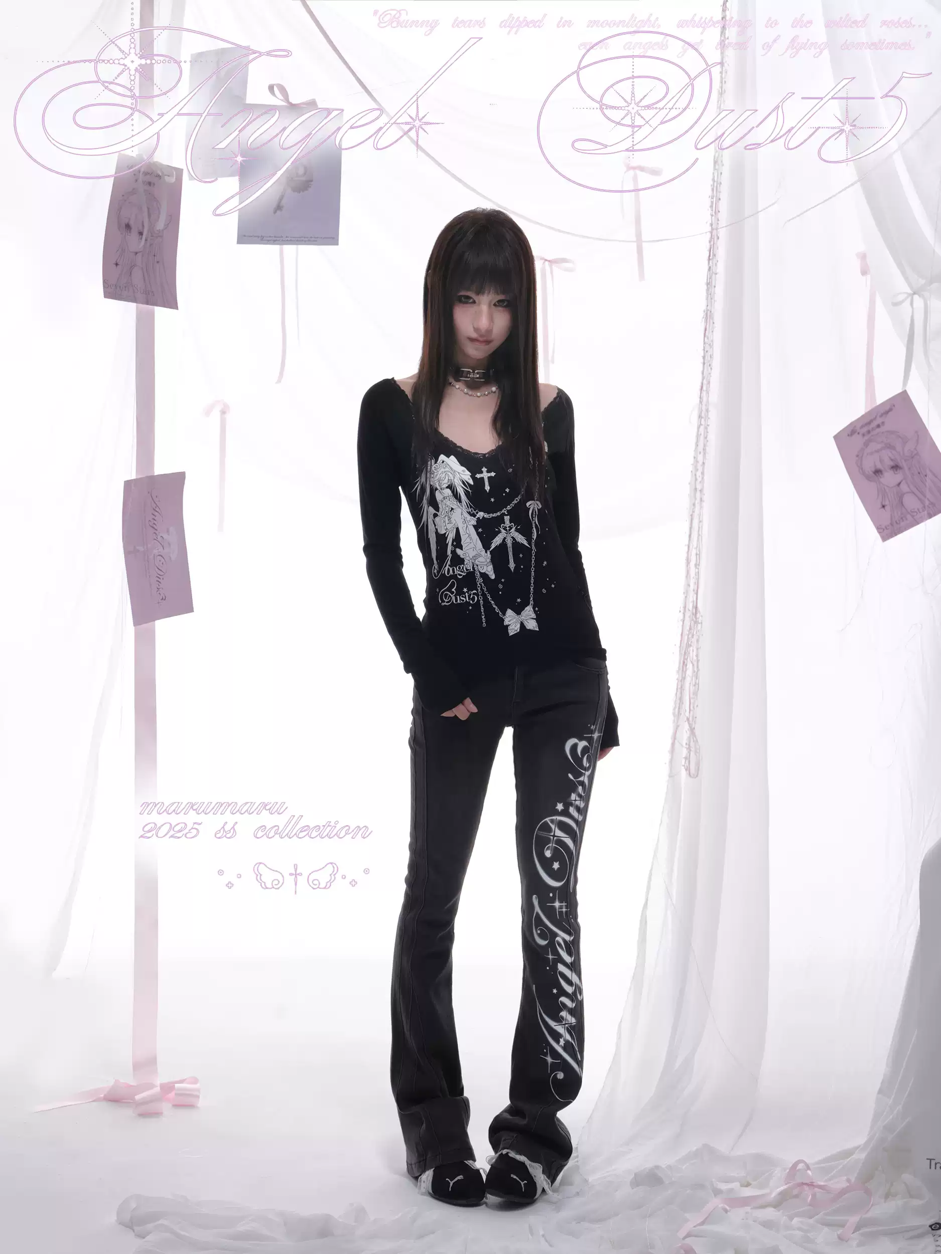 CROSS CHAINED LONG SLEEVE T-SHIRT
