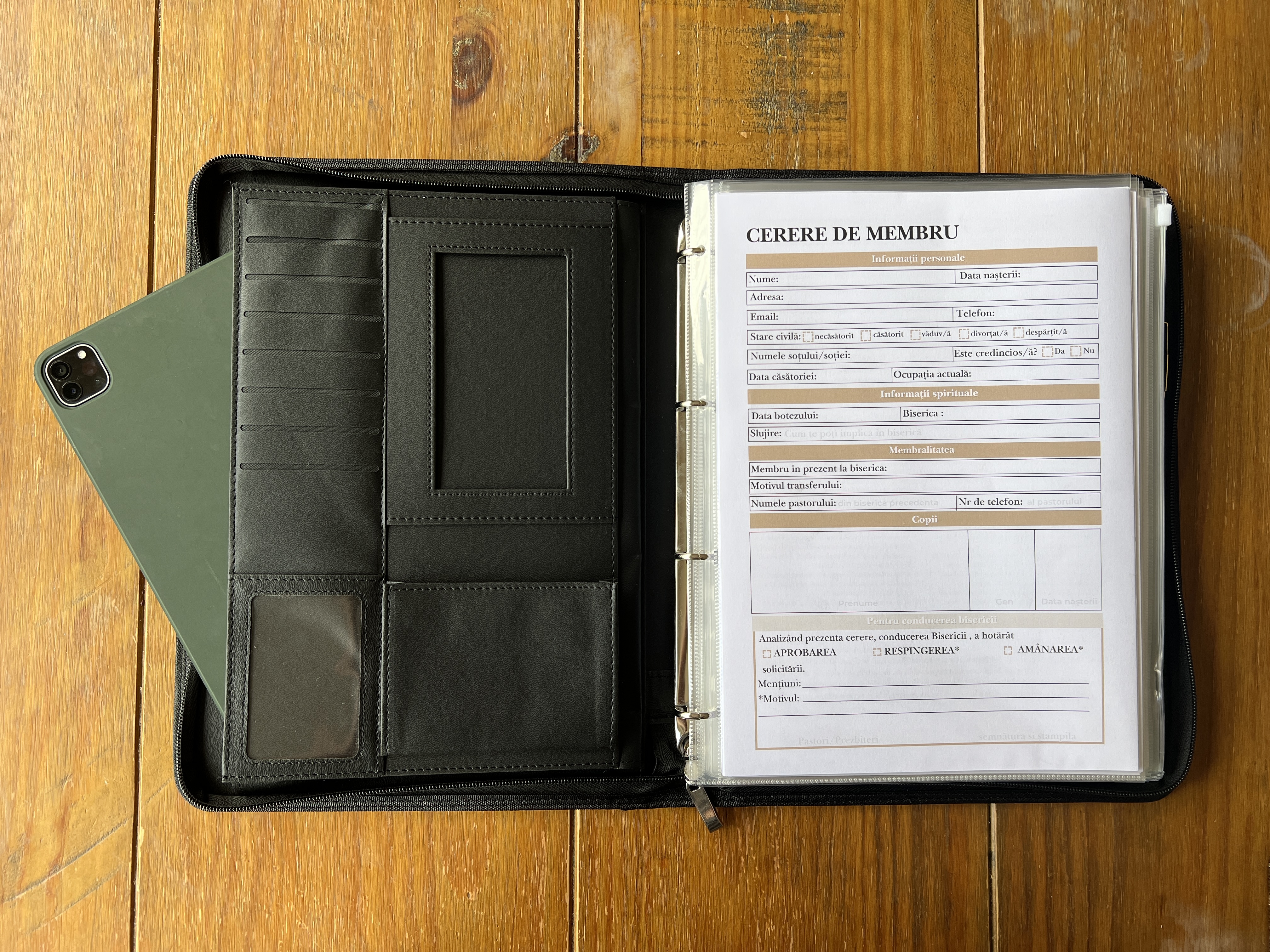 Mapă pentru documente cu fermoar (NU include documente)