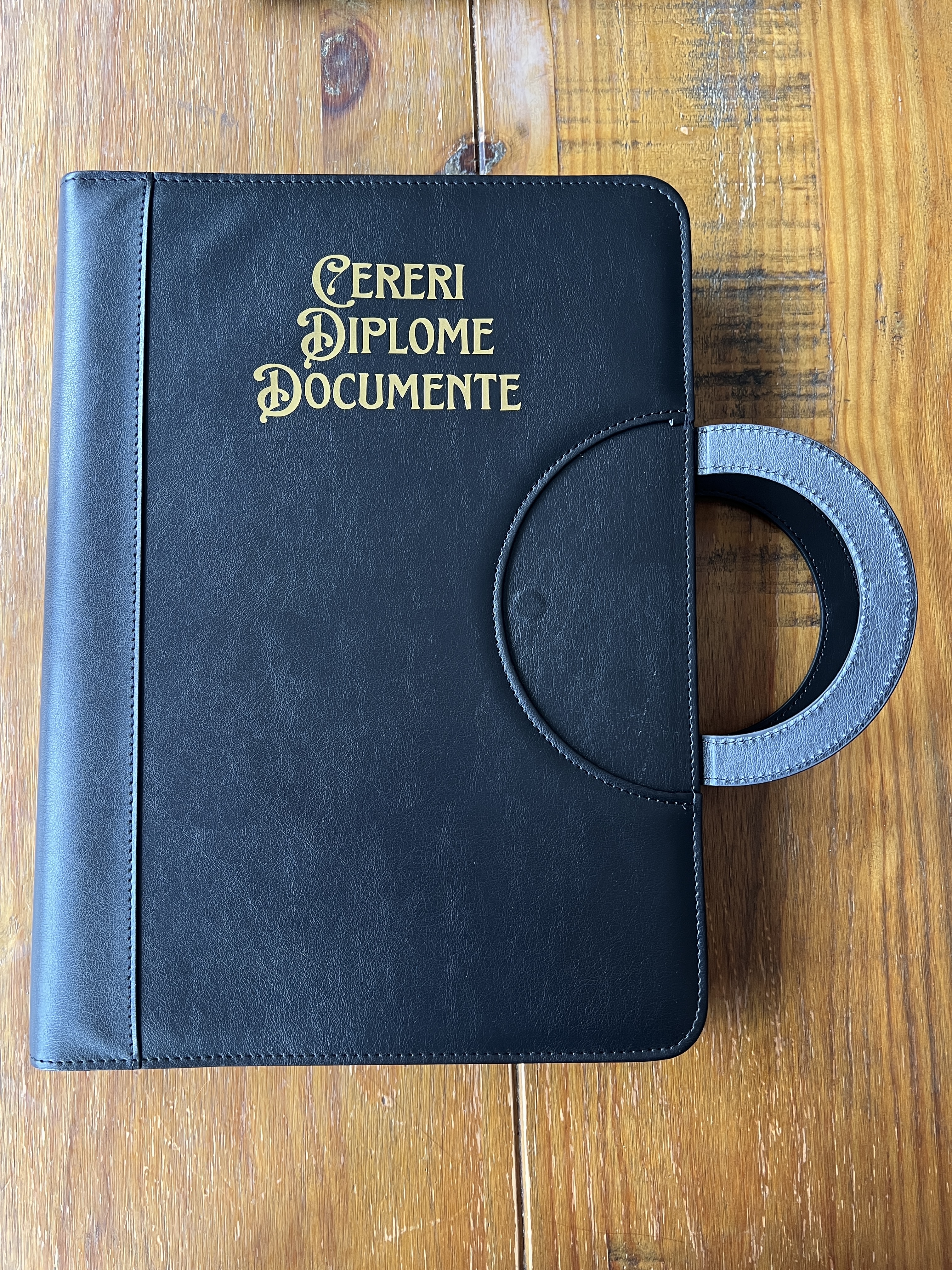 Mapă pentru documente cu fermoar (NU include documente)