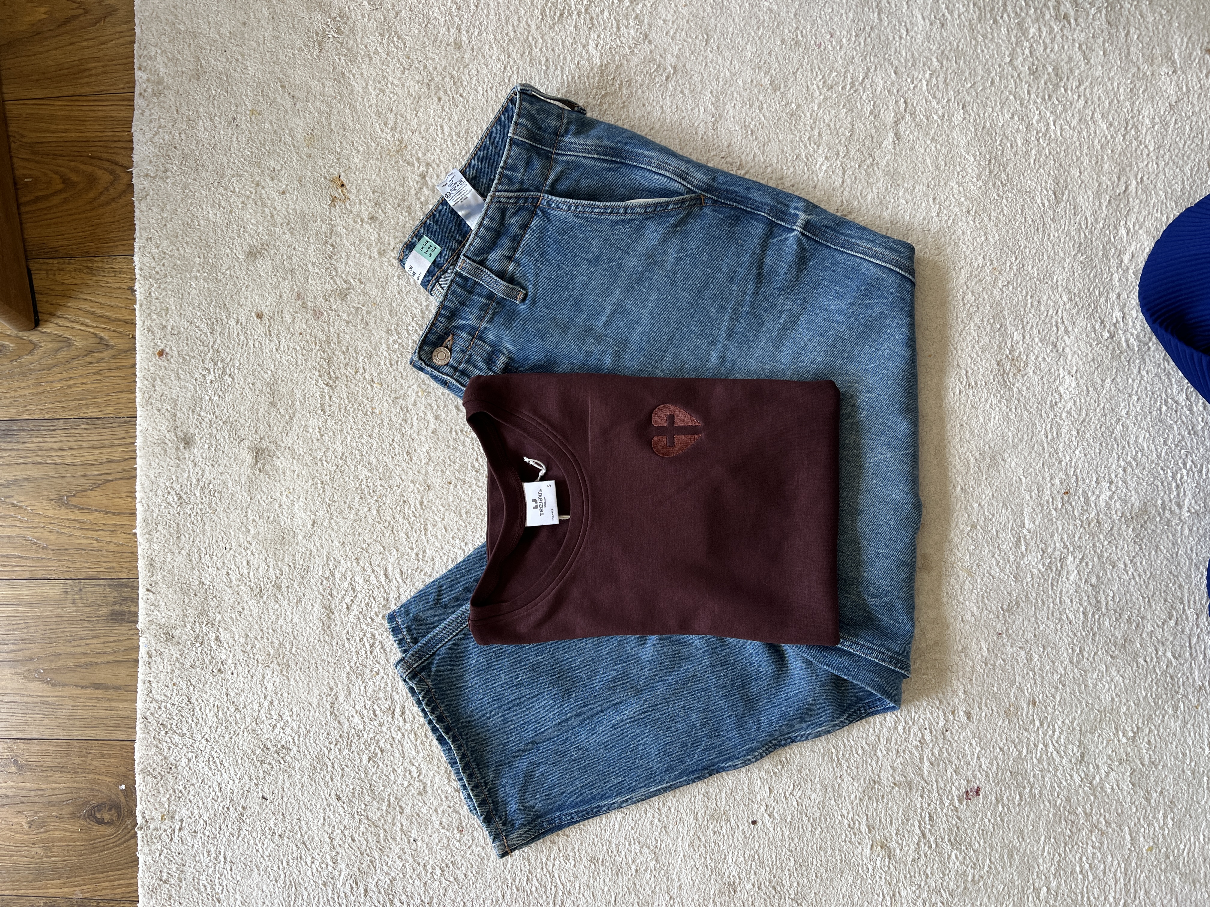 Tricou brodat cu inimă și cruce, mărimea S femei, culoare vișiniu wine