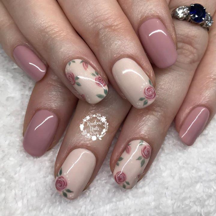 Floral pink rose nail set