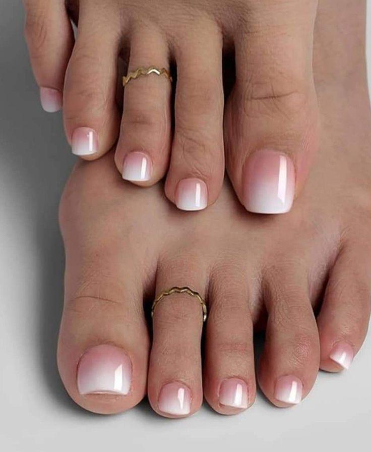 Elegant Gold Tone Toe Rings