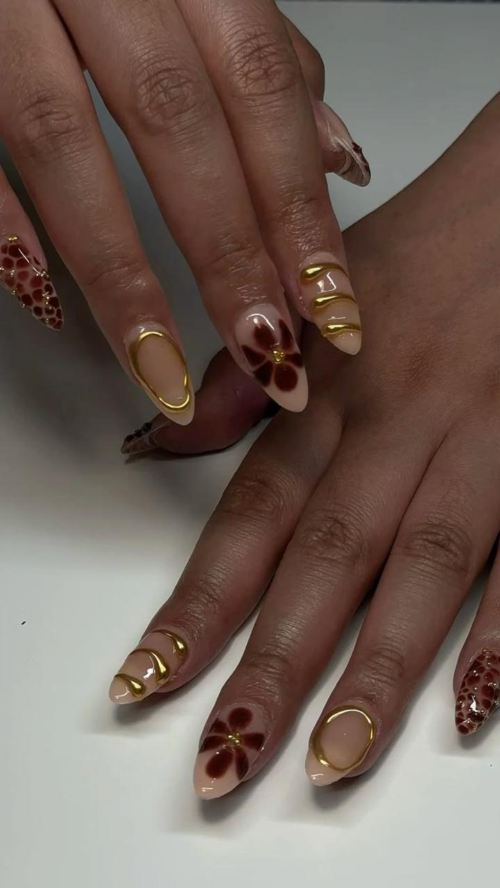 Elegant Floral Nail Art