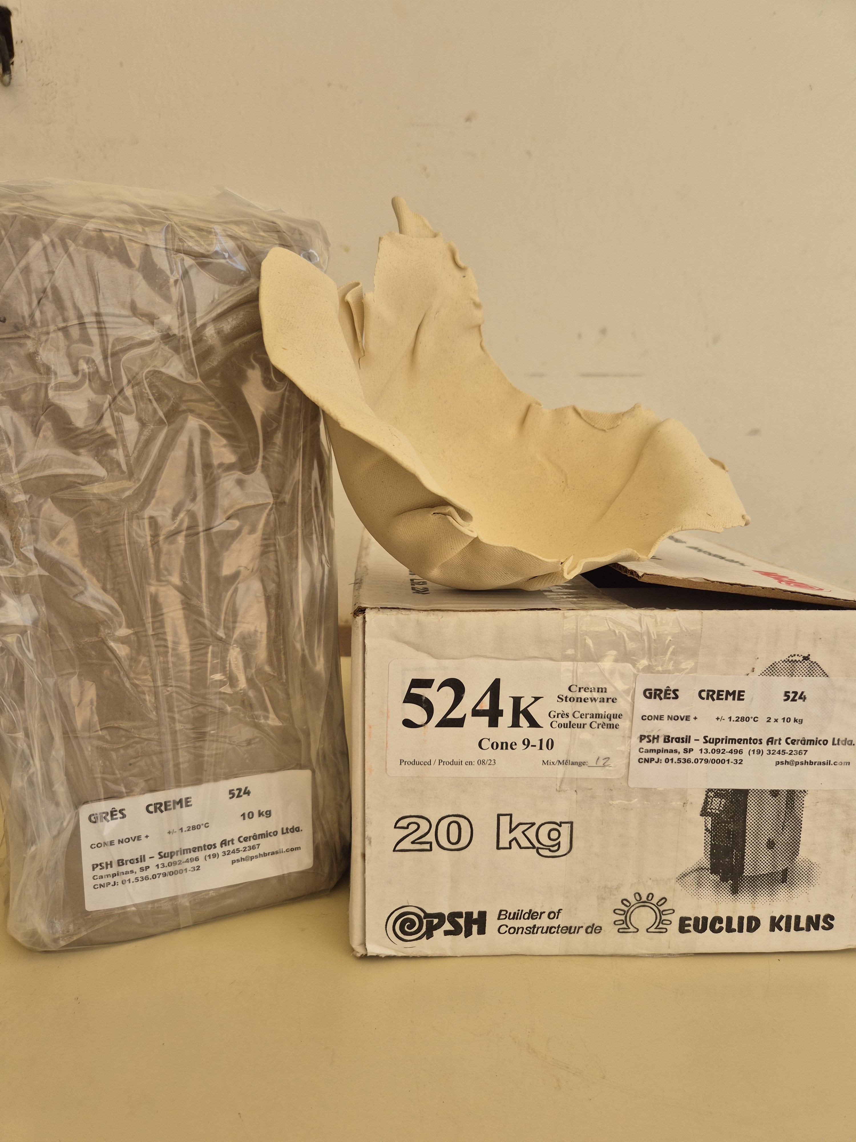 Grés 524K cone 9-10