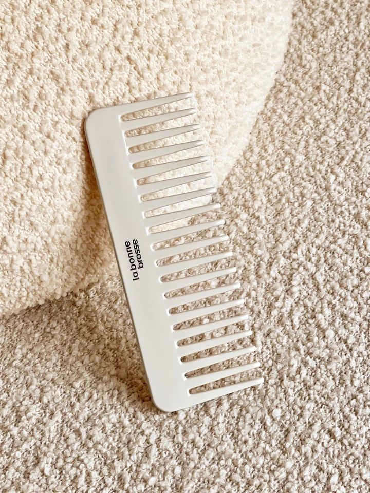 Peigne à dents larges