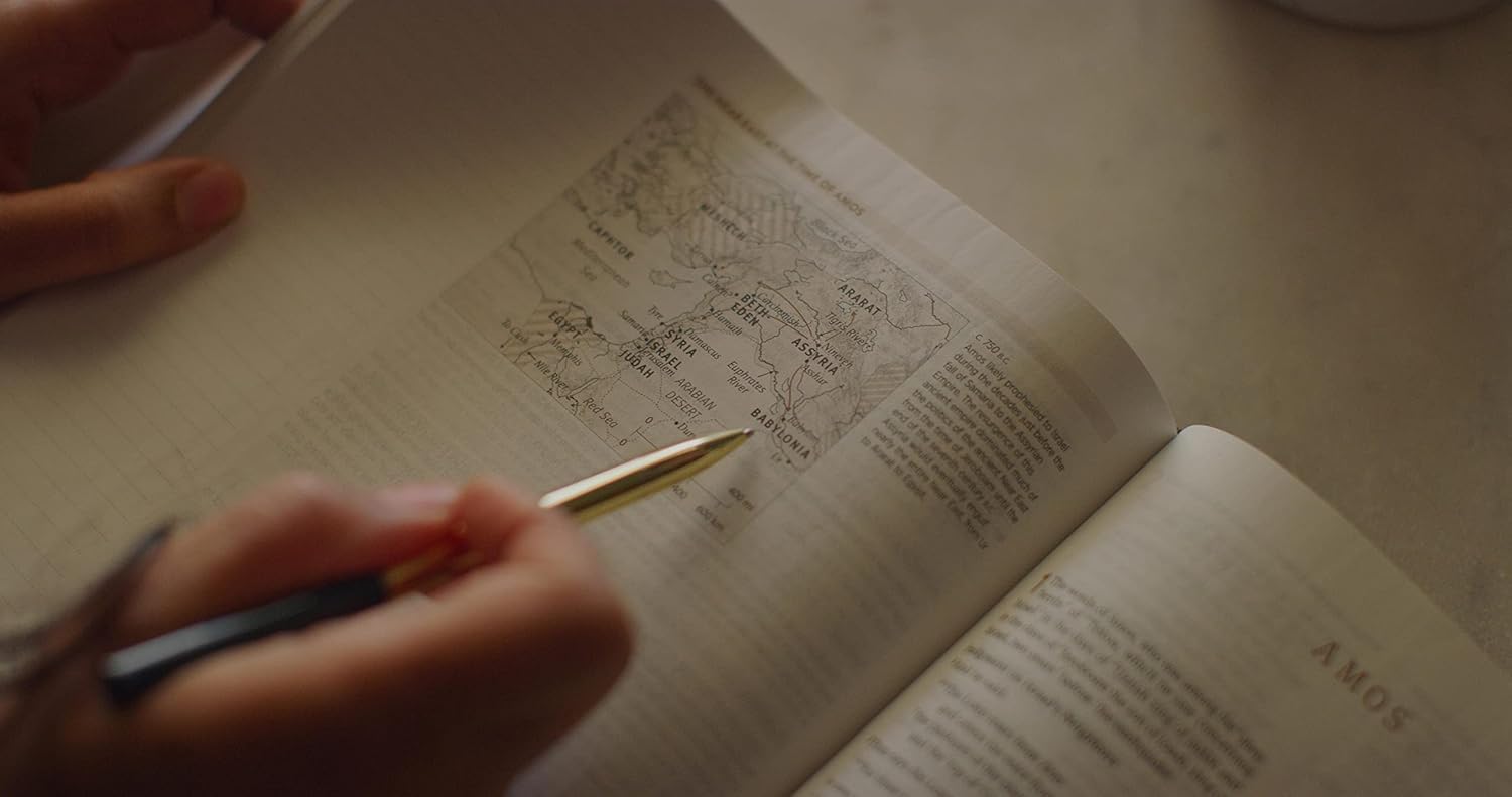 ESV Journaling Study Bible (Natural Leather, Brown, Flap with Strap): Holy Bible, English Standard Version Leather Bound – May 11, 2023 by ESV Bibles (Author), Wayne Grudem 