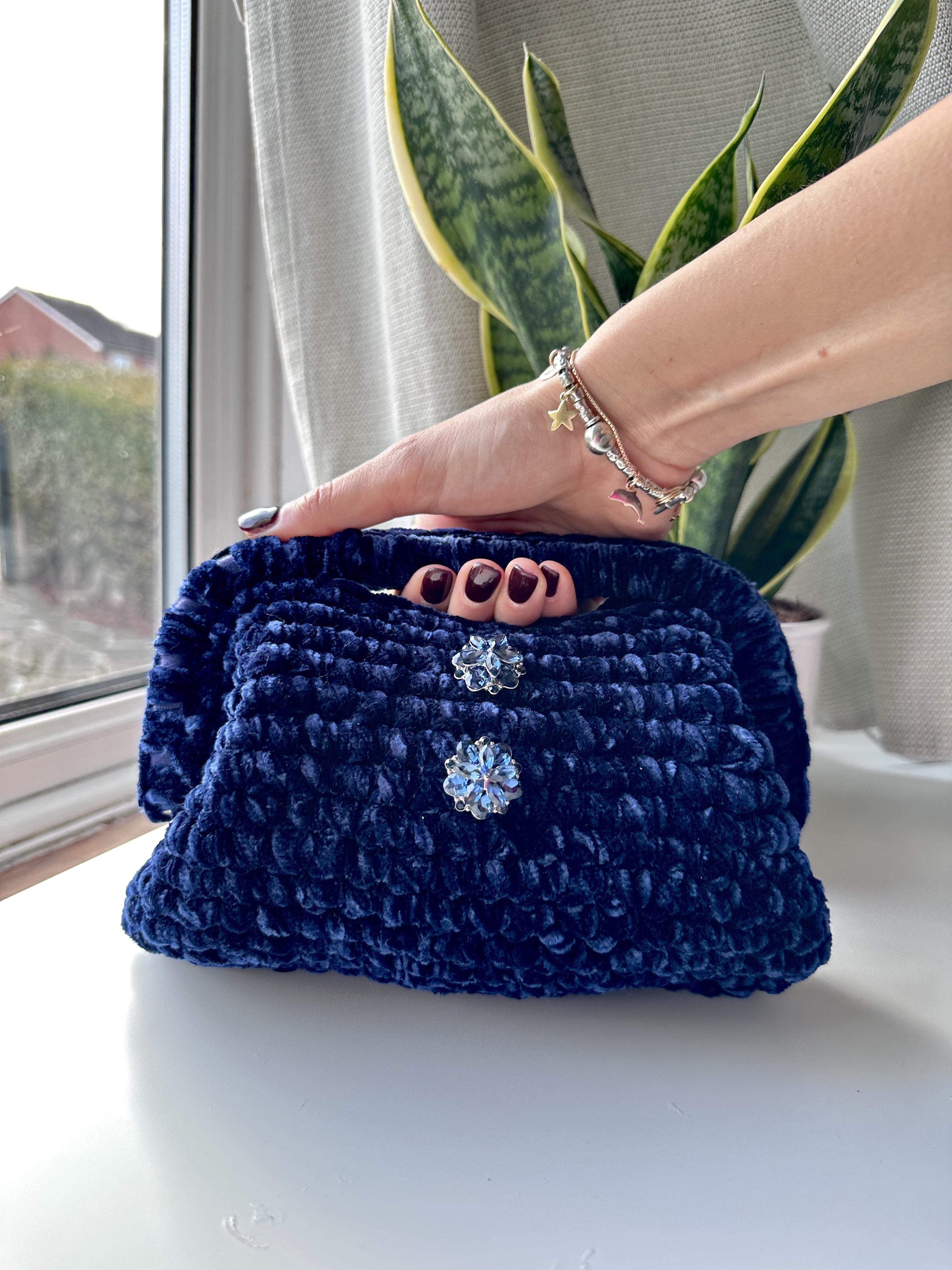 Mina Velvet Sapphire