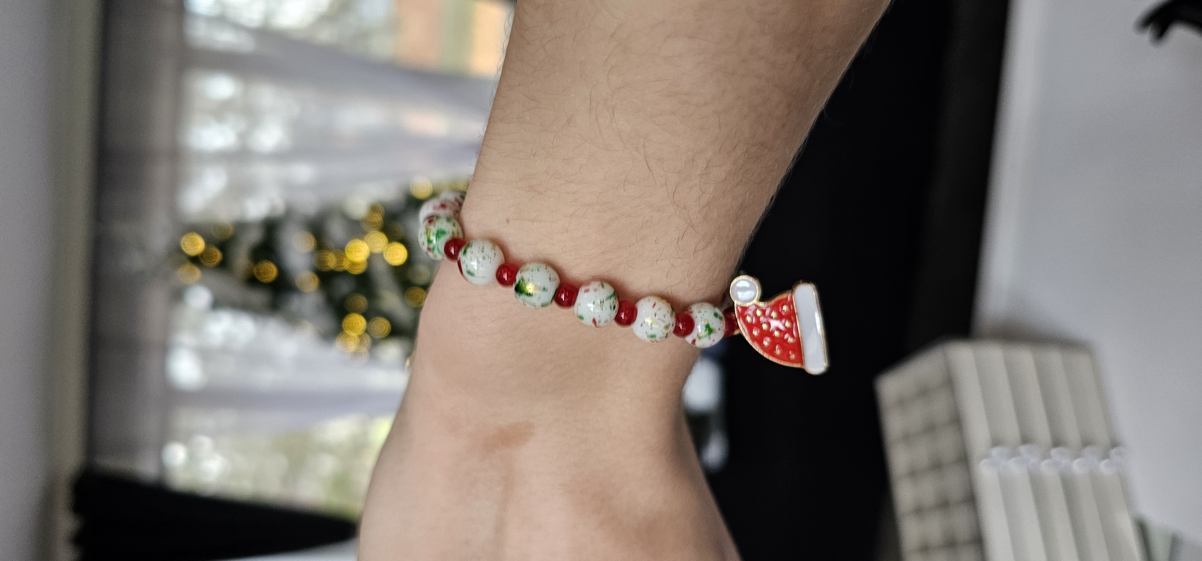 Colorful Beaded Bracelet with Santa Hat Charm (Christmas Exclusive)