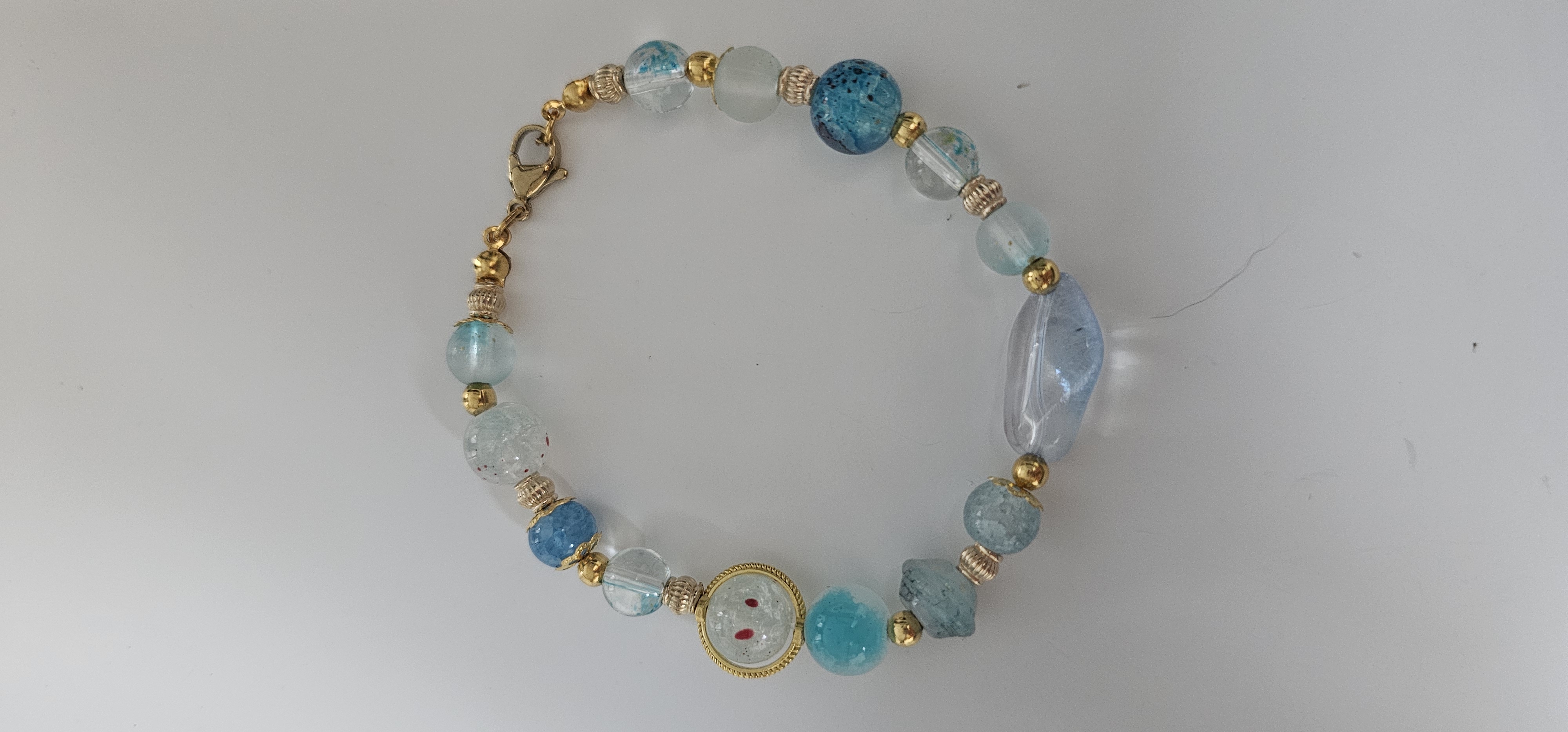 Crystal Blue and Gold Beaded Bracelet