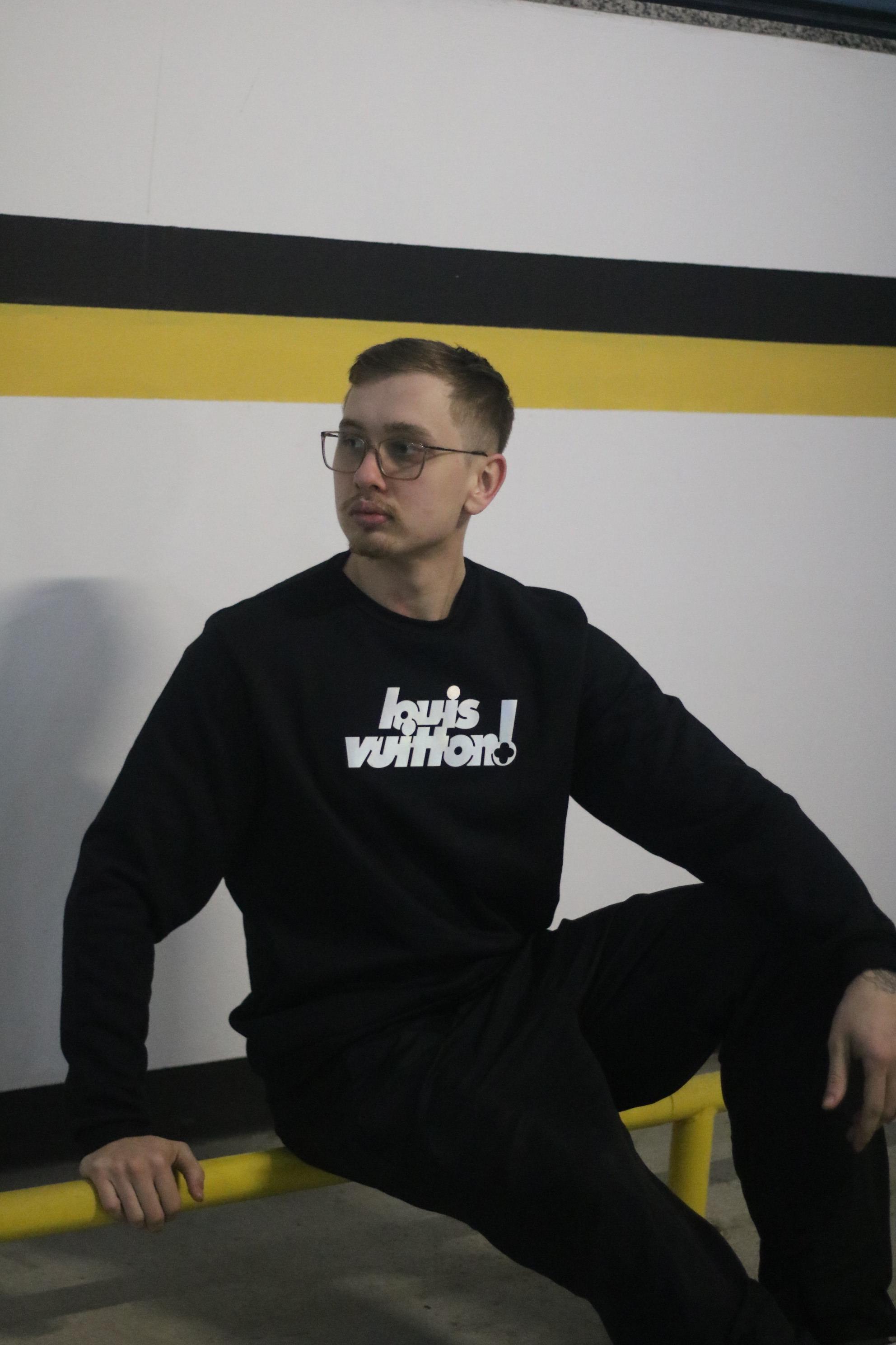 CASACO LV (black and white)