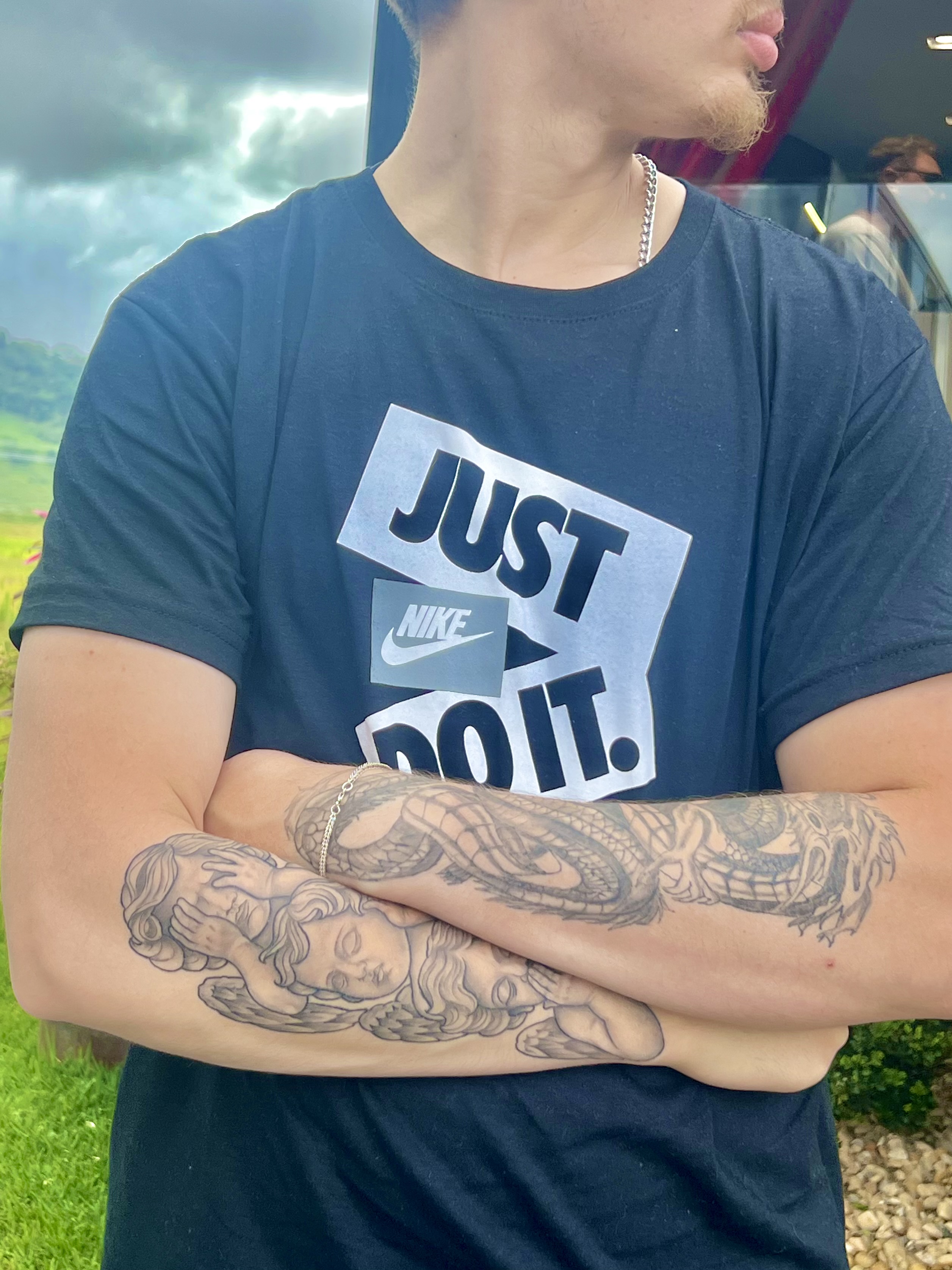 JUST DO IT (Nike)