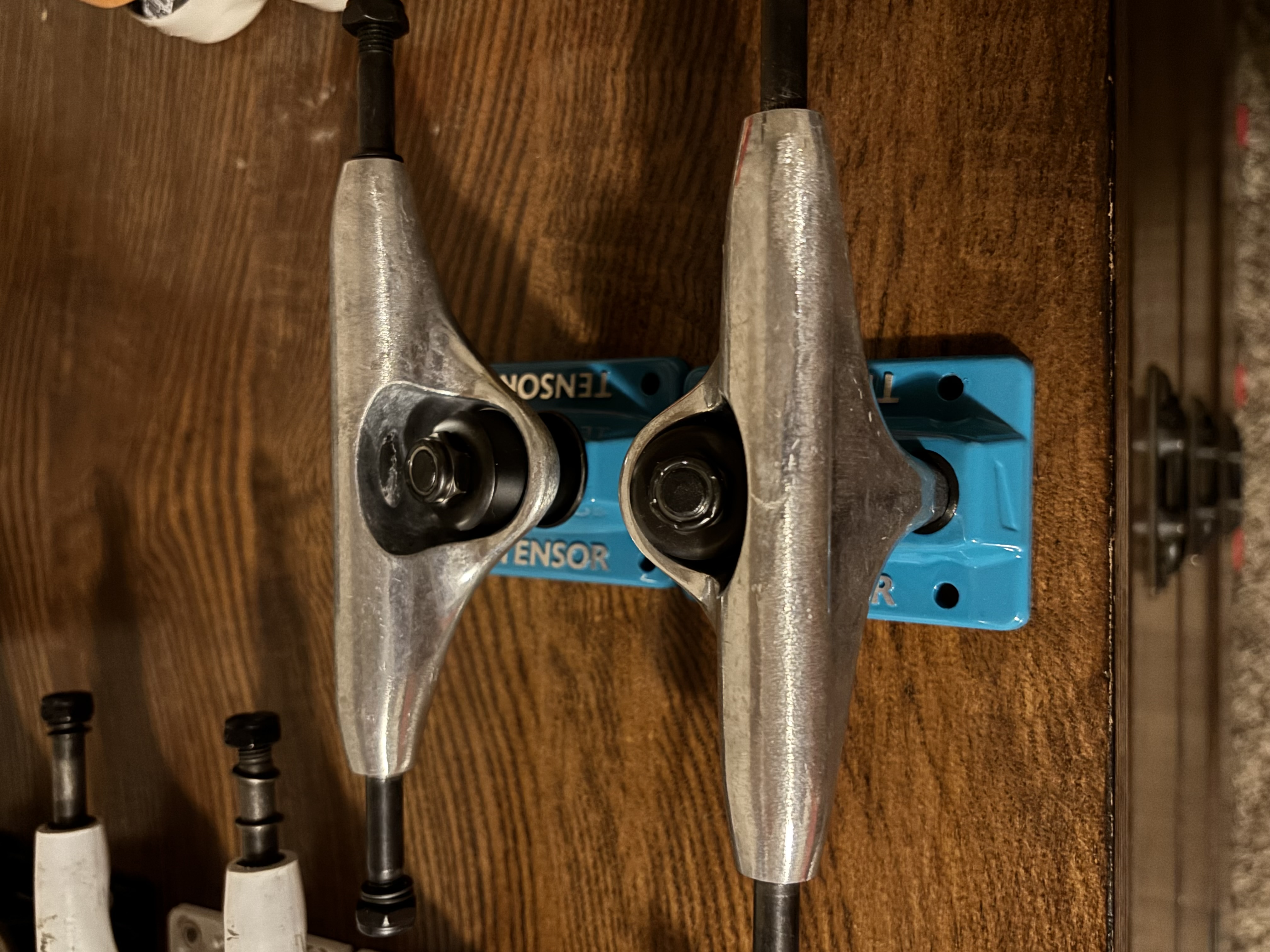 Tensor Raw / Turquoise 7.75" Wide Trucks