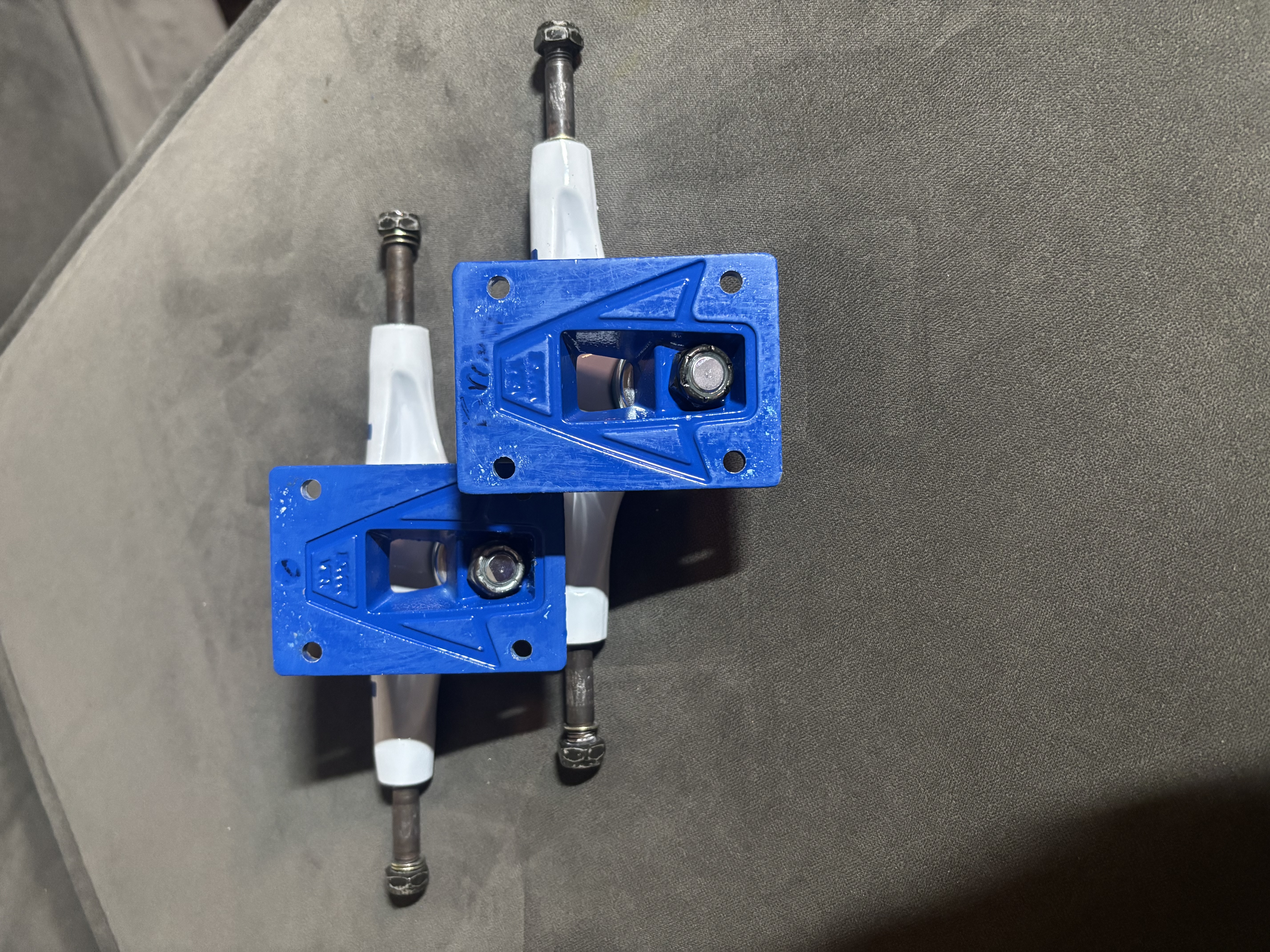 Thunder 147/8" Wide Blue & White Trucks With Slappy Inverted King Pins