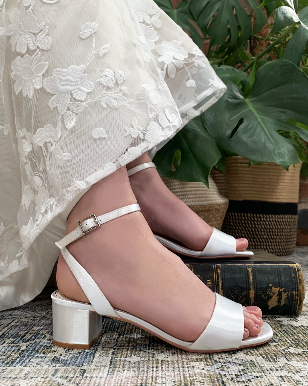 Elegante Satin-Sandalen