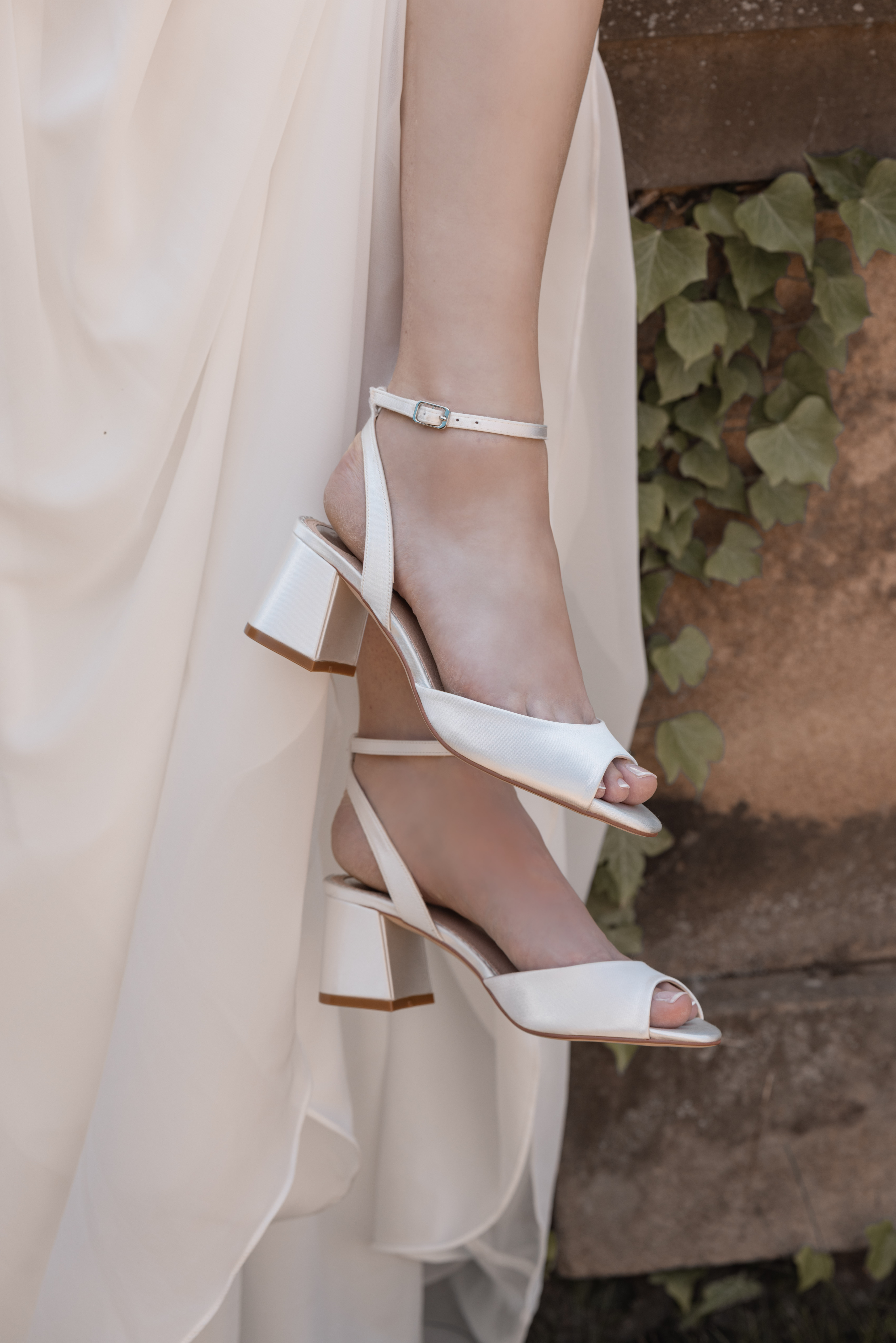 schlichte Braut Sandalen mit Riechen