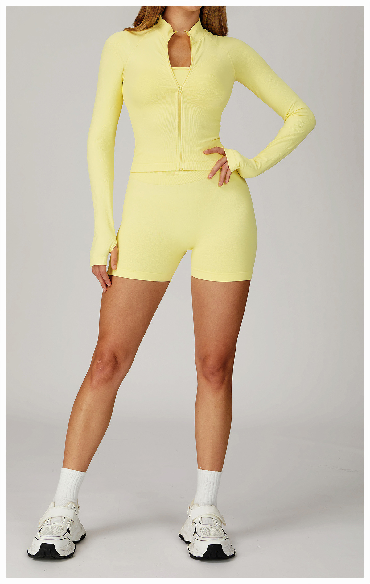 Seamless Slim - Fit Quick - Dry Jacket & Shorts Yoga Set