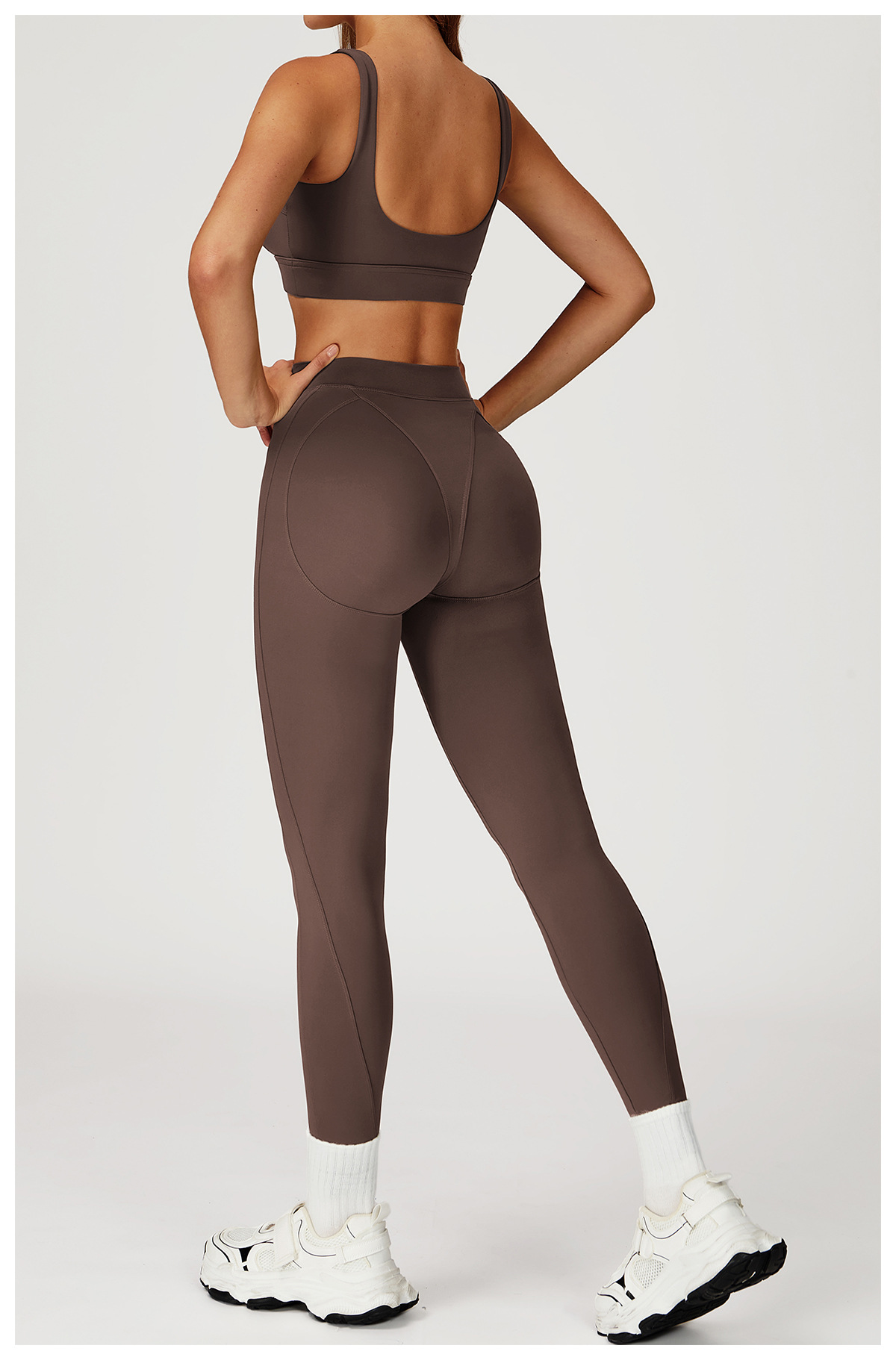 Sculpting Yoga Set with Sports Bra & Leggings