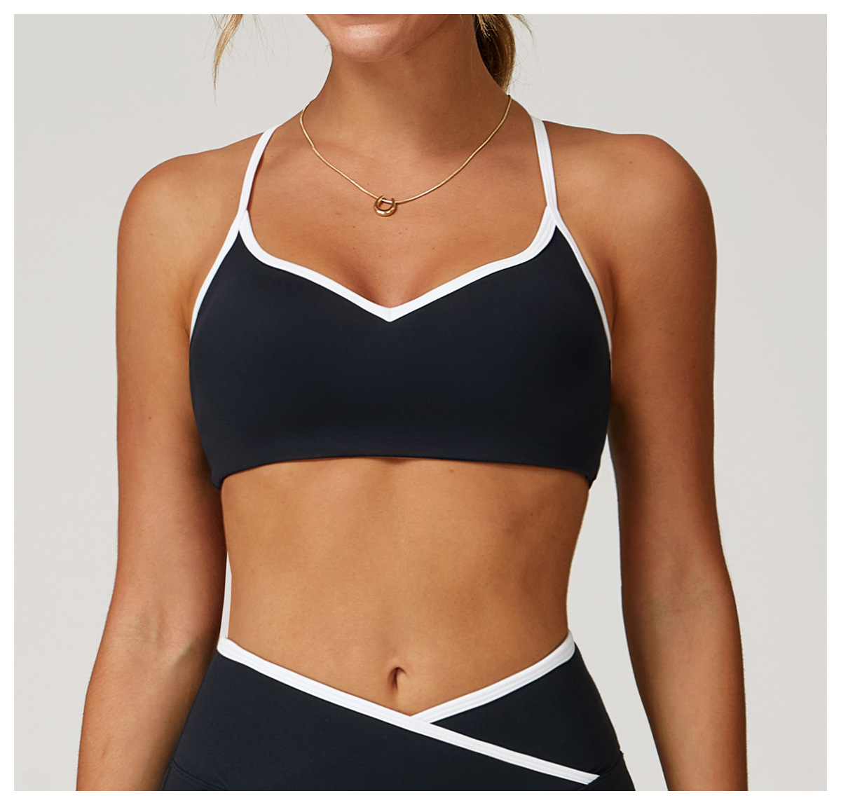 Cut - Out Back Contrast - Trim Yoga Bra