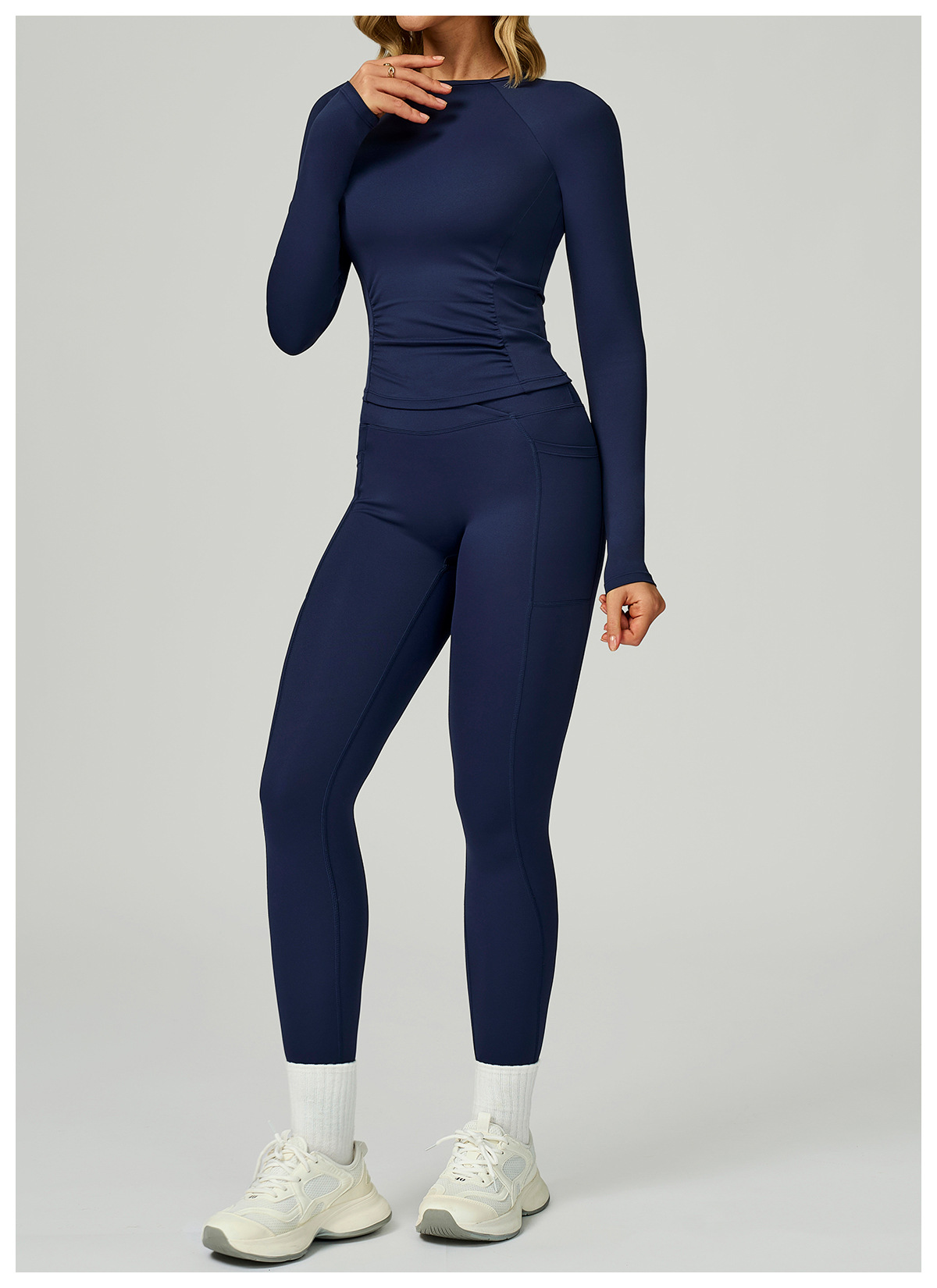 Bare - Feel Long - Sleeve Yoga Set 