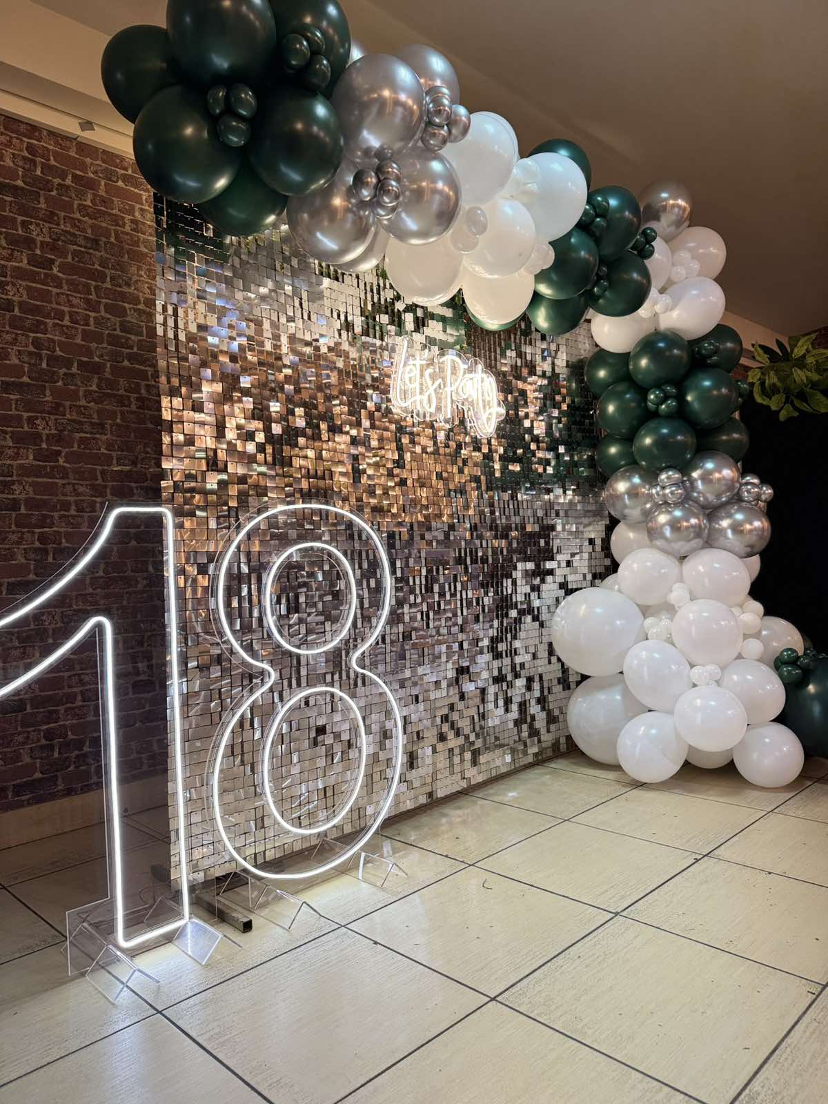 Dekoracije za rodjendane - Pozadina za slikanje 1