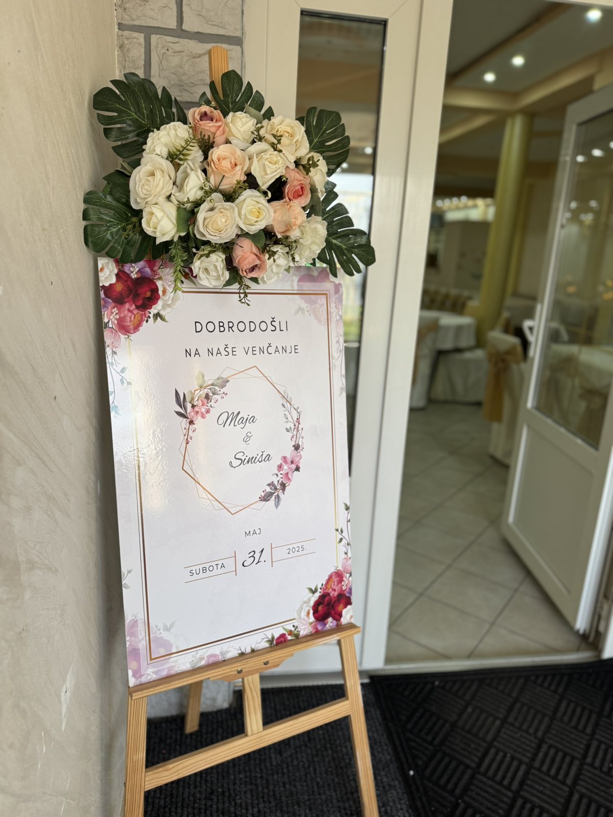 Dekoracije za venčanja - Tabla dobrodošlice 3