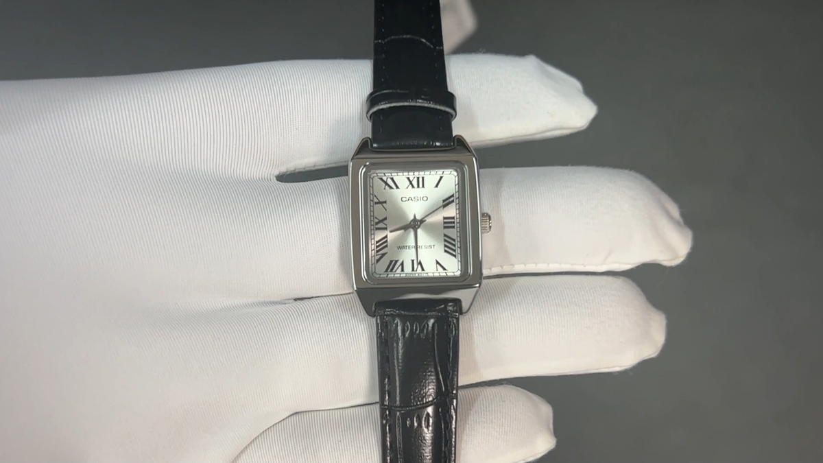 Relógio de couro feminino Casio LTP-V007L-7B1UDF