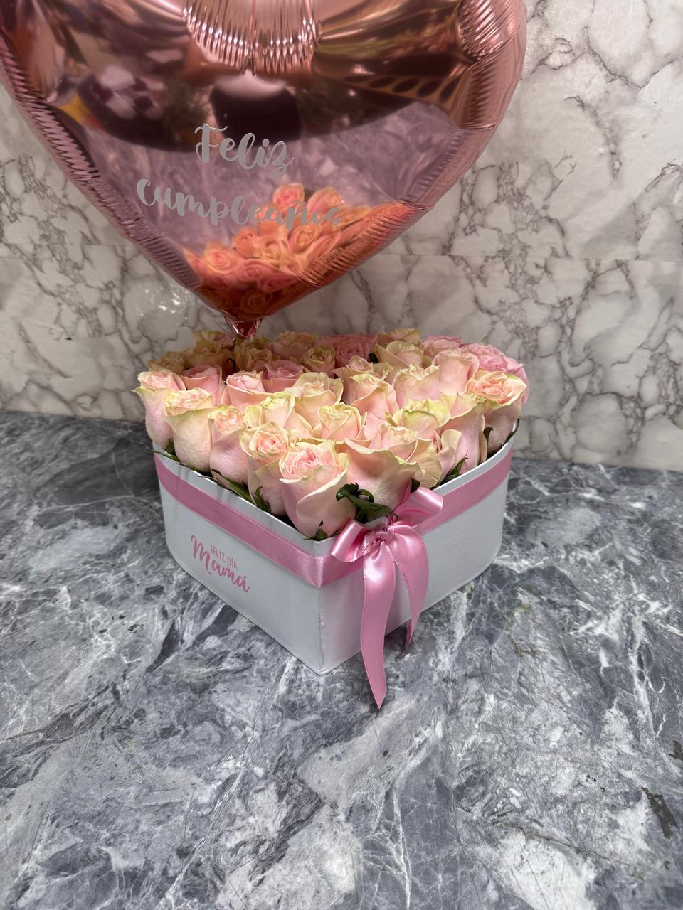 Susurros de gratitud  - Florería Orly Pereira