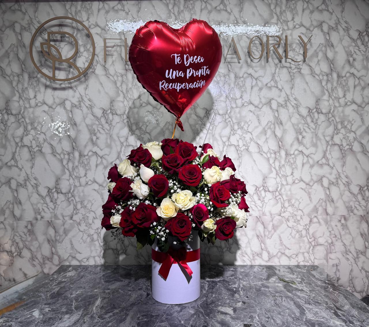 Lluvia de rosas  - Florería Orly Pereira