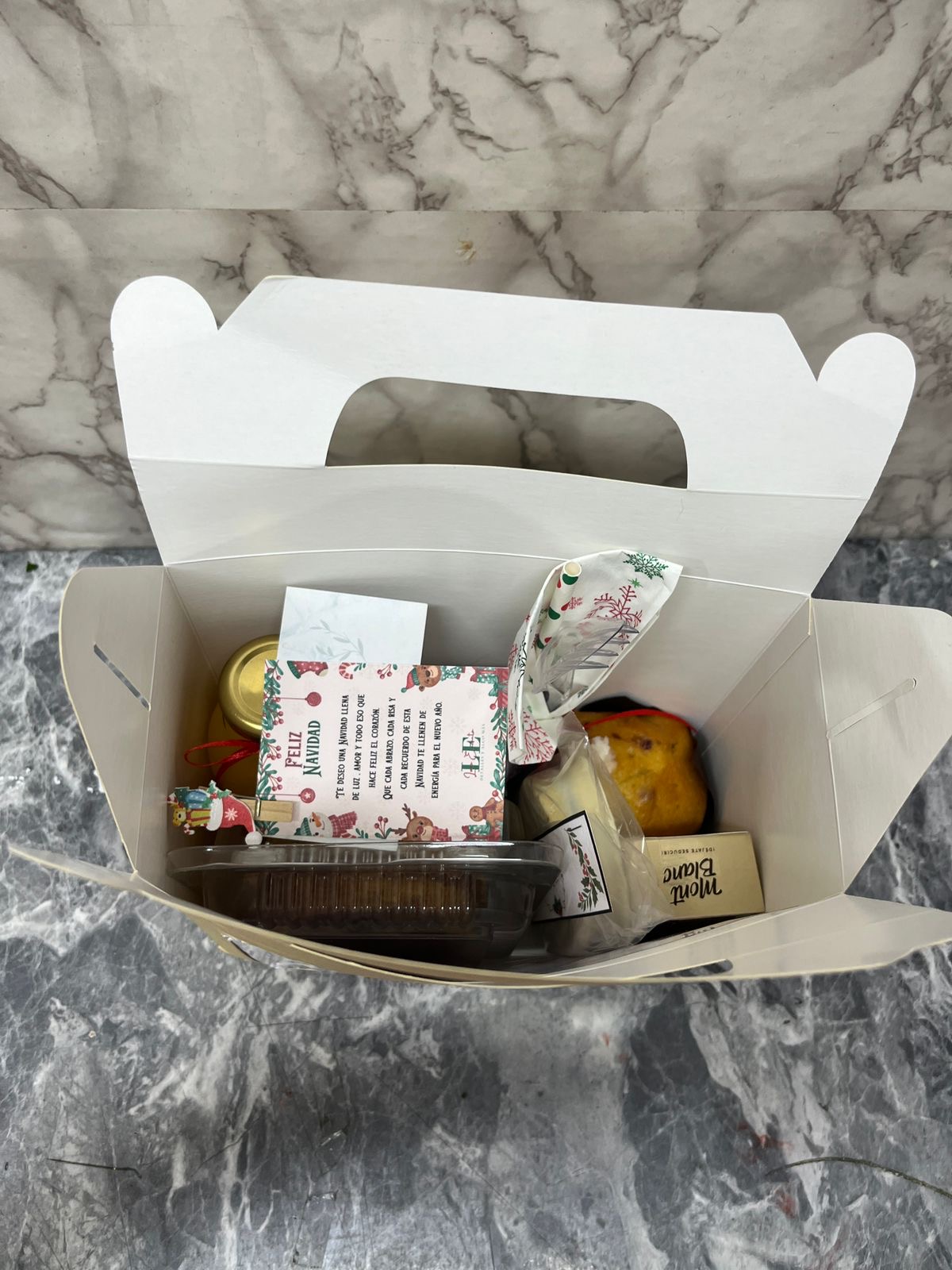 Box Navideña - Florería Orly Pereira