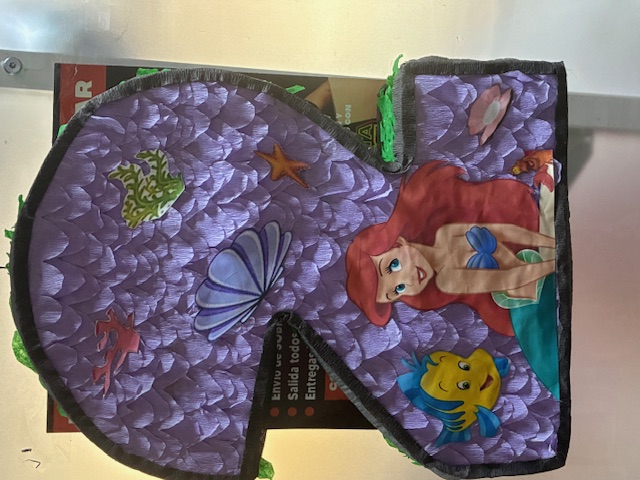 Piñata de La Sirenita