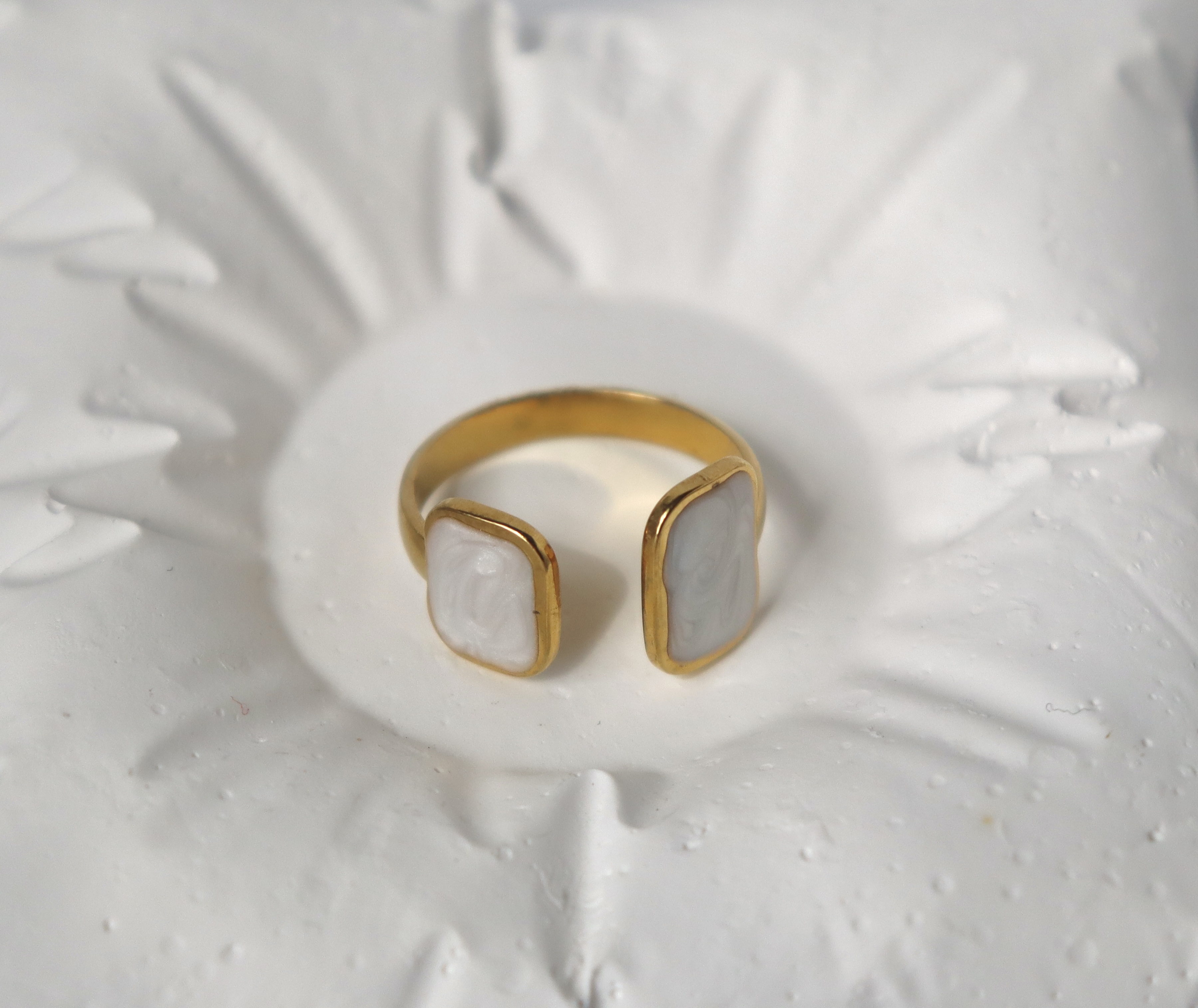 Amanda Ring