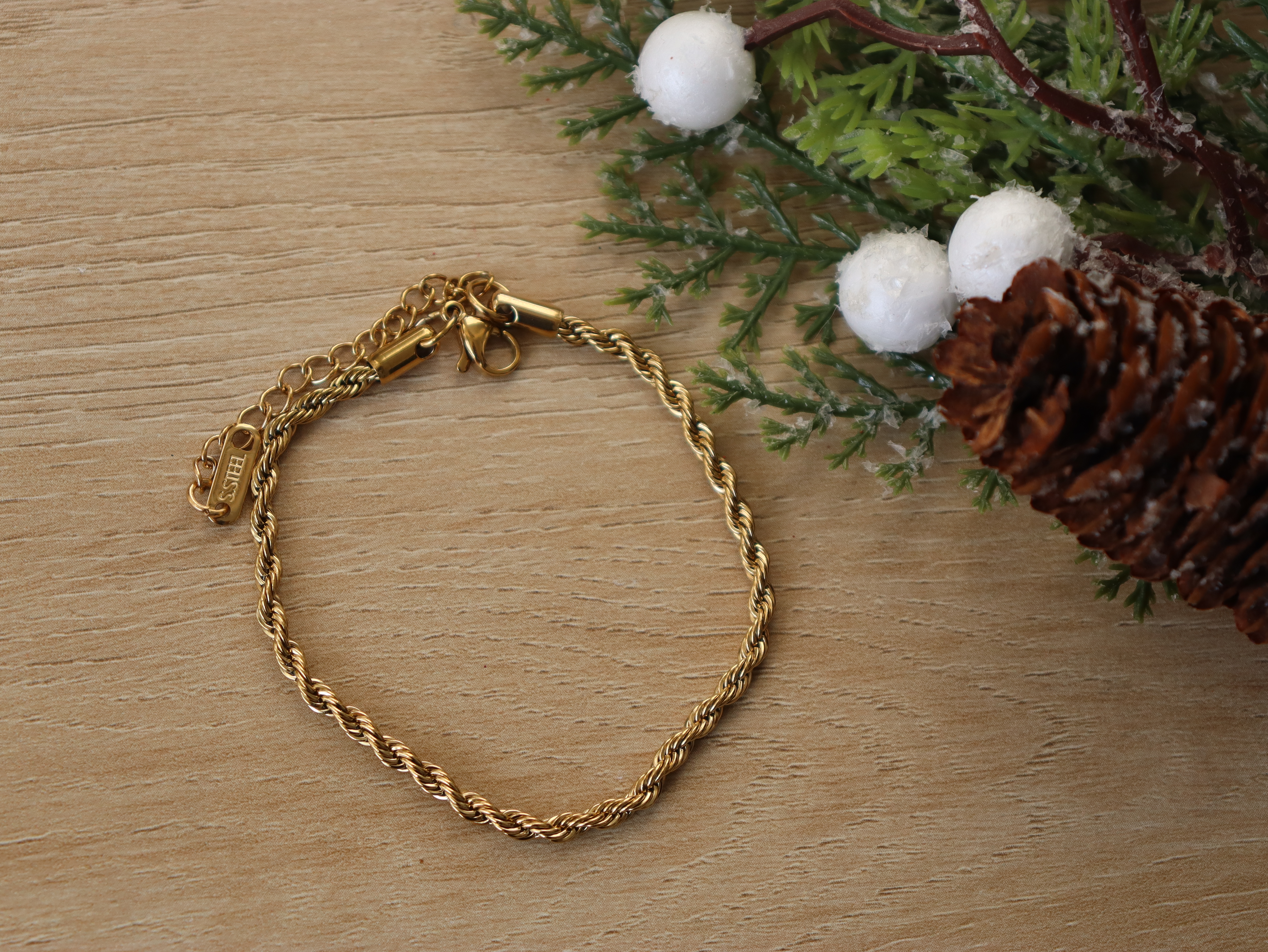 Gold Twisted Rope Chain Bracelet