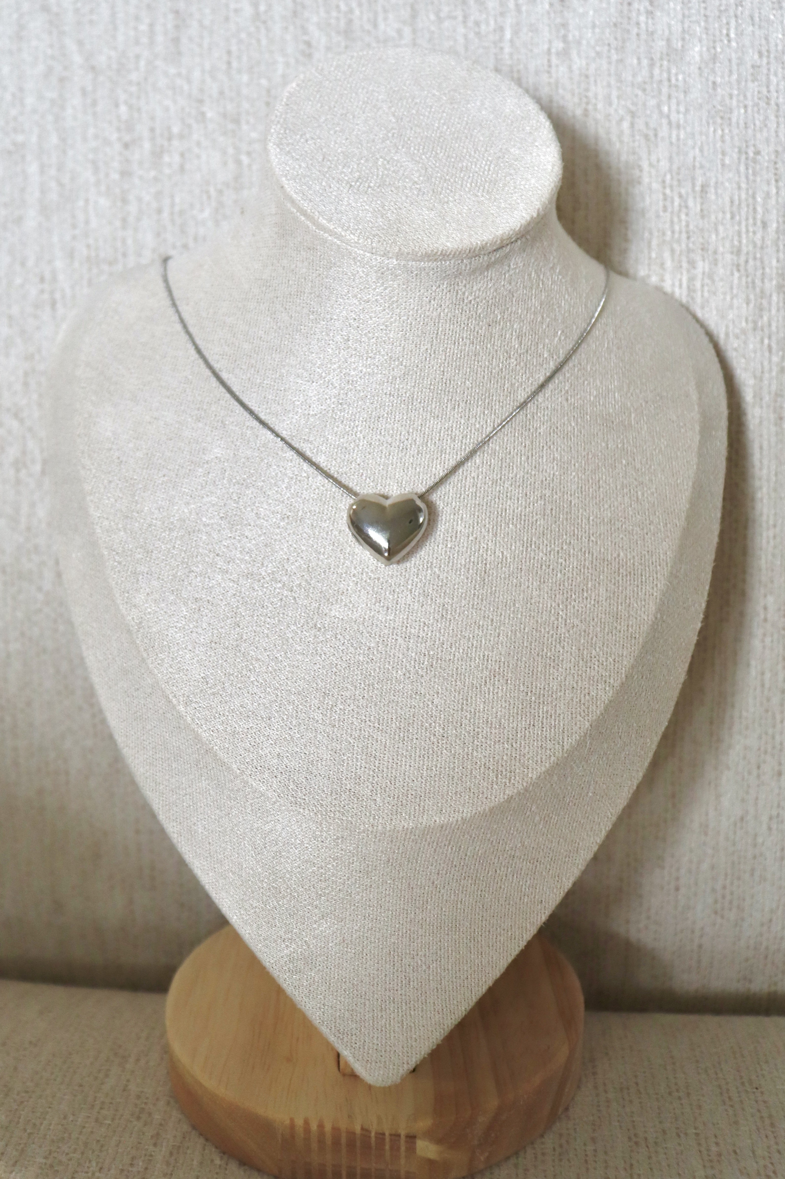 Gold Heart Pendant Necklace
