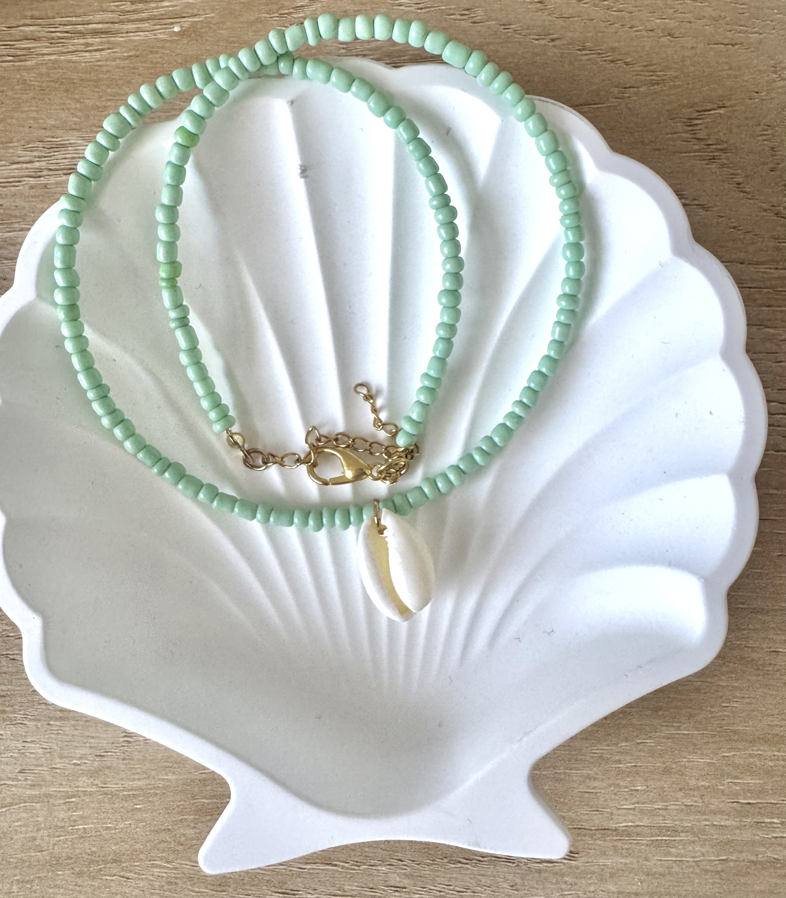 Bead Shell Necklace