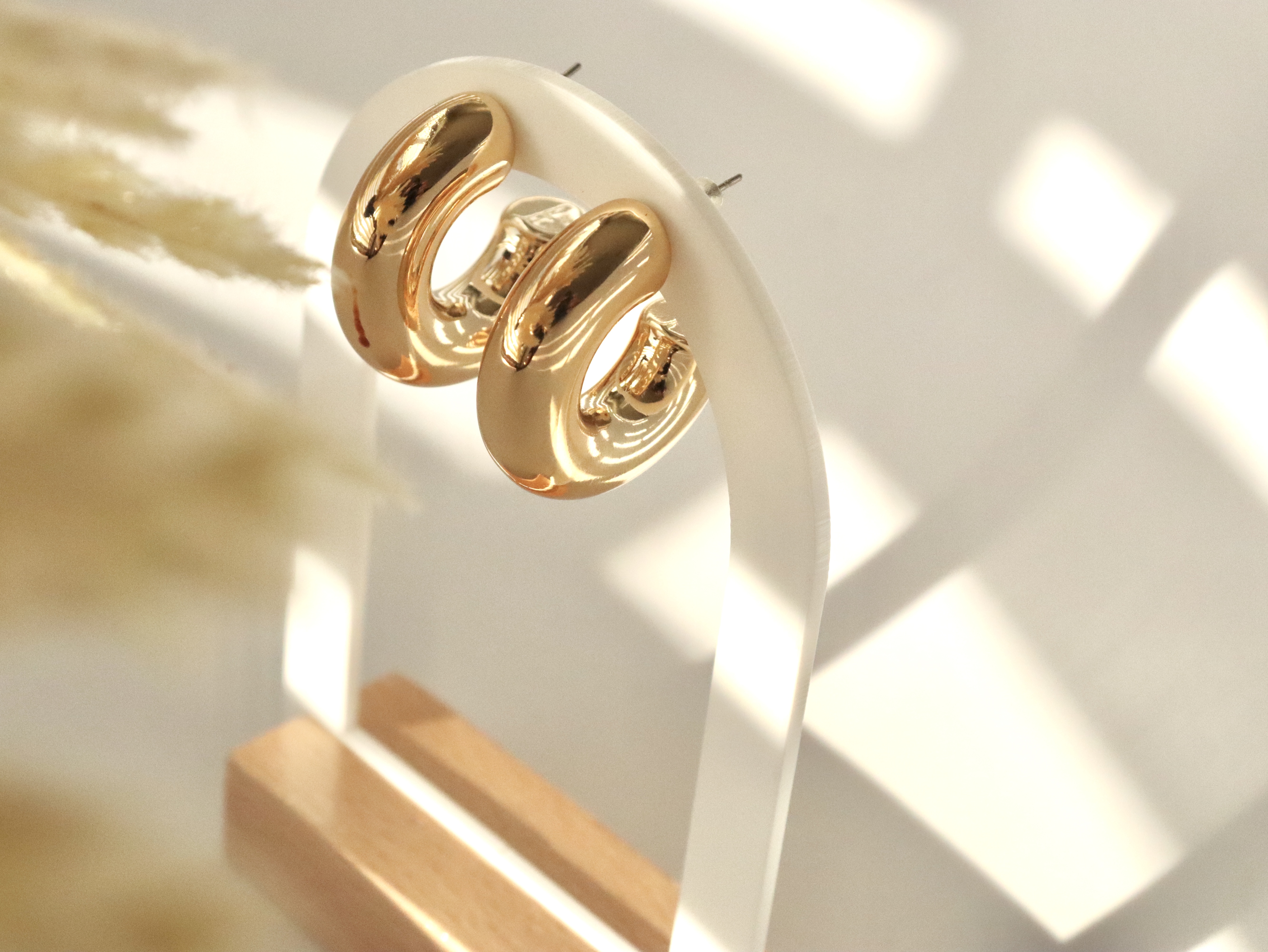  Chunky Hoop Earrings