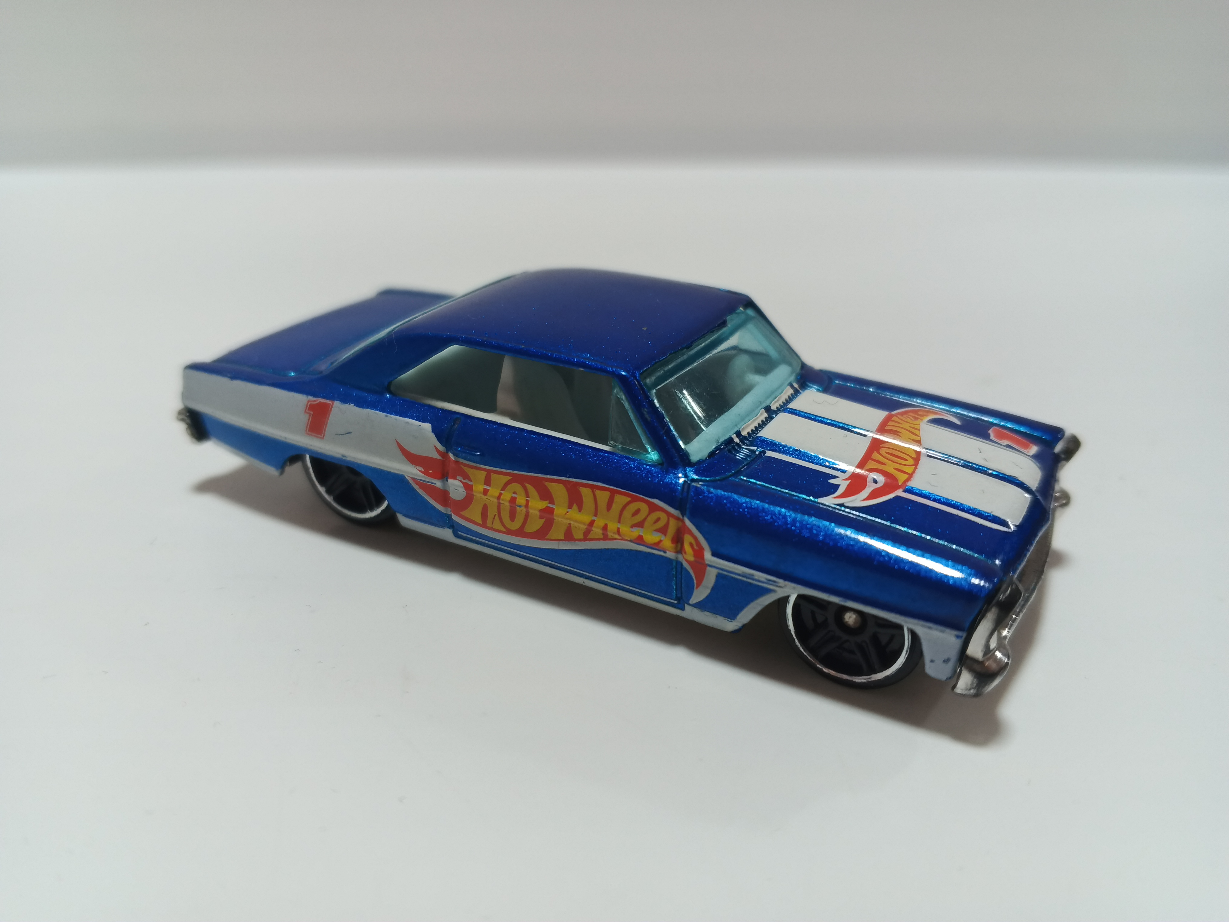 Hot Wheels - ´66 Nova