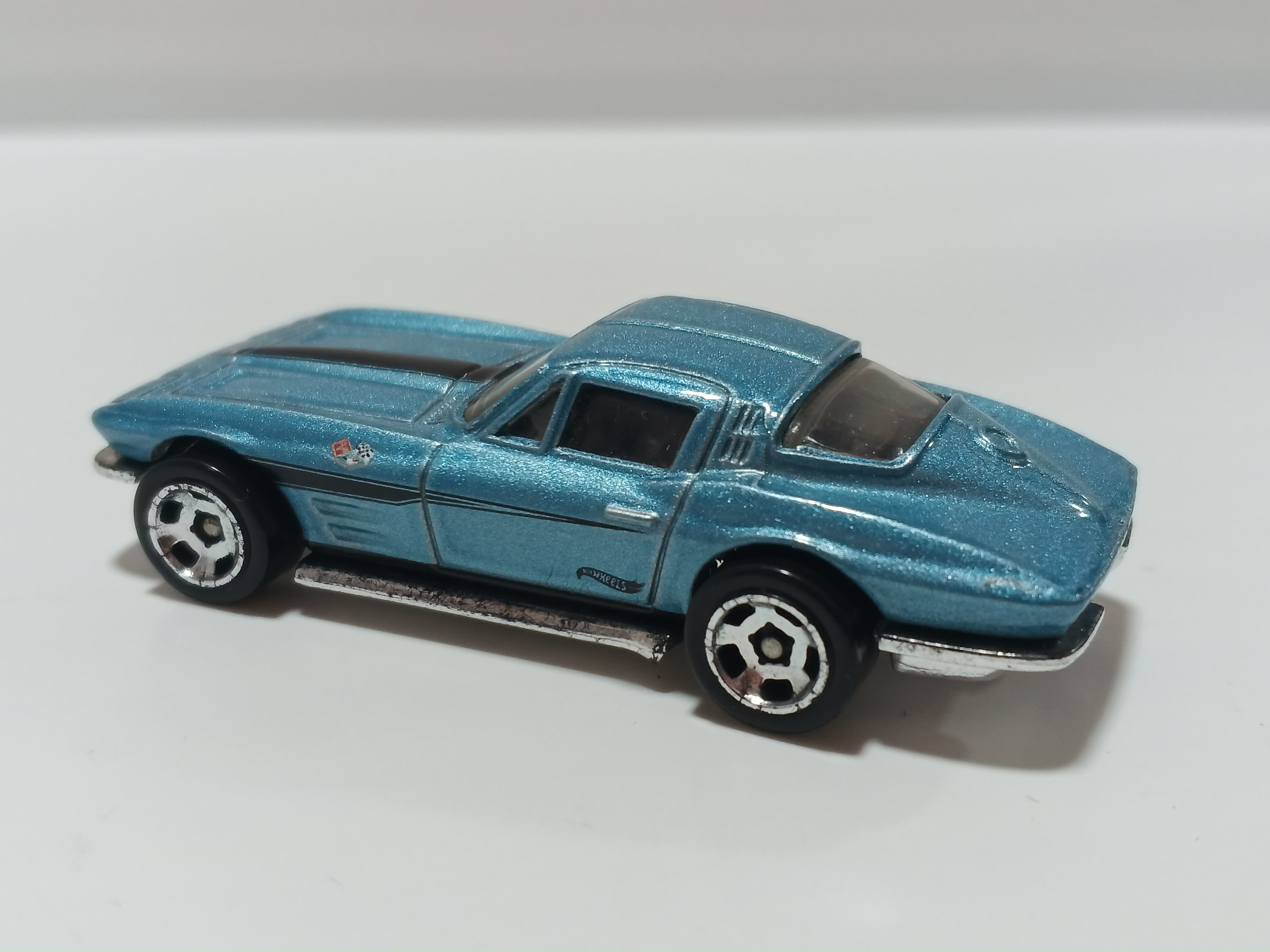 Hot Wheels - '64 Corvette Sting Ray