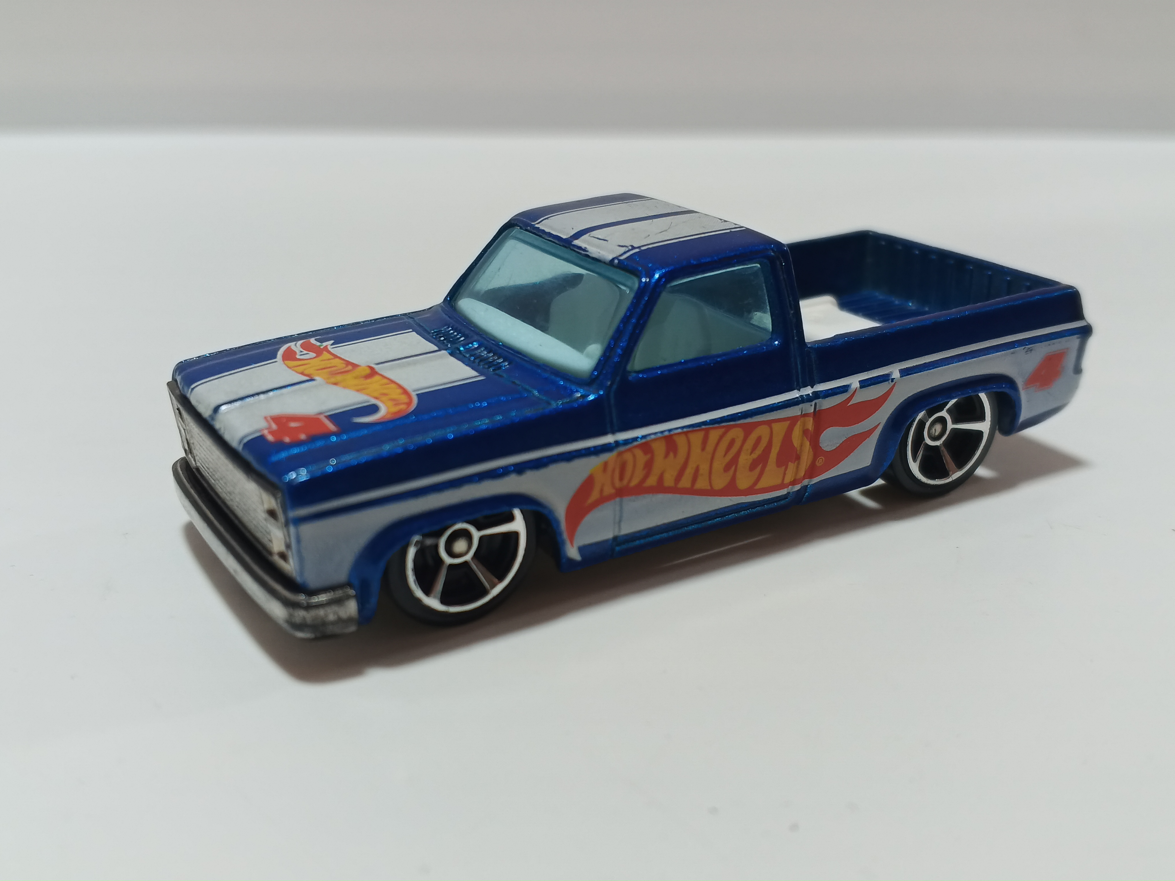 Hot Wheels - ´83 Chevy Silverado