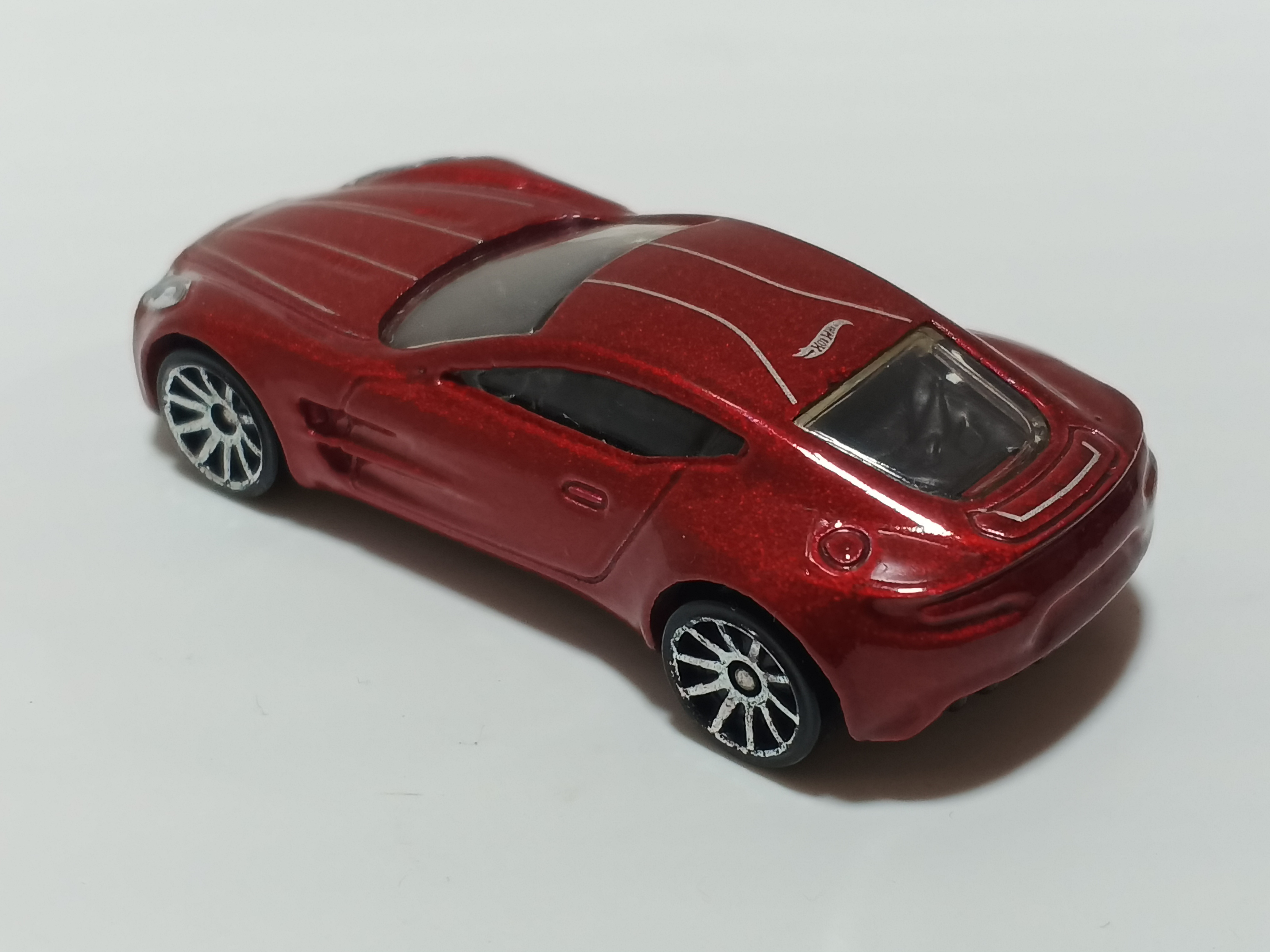 Hot Wheels - Aston Martin One-77