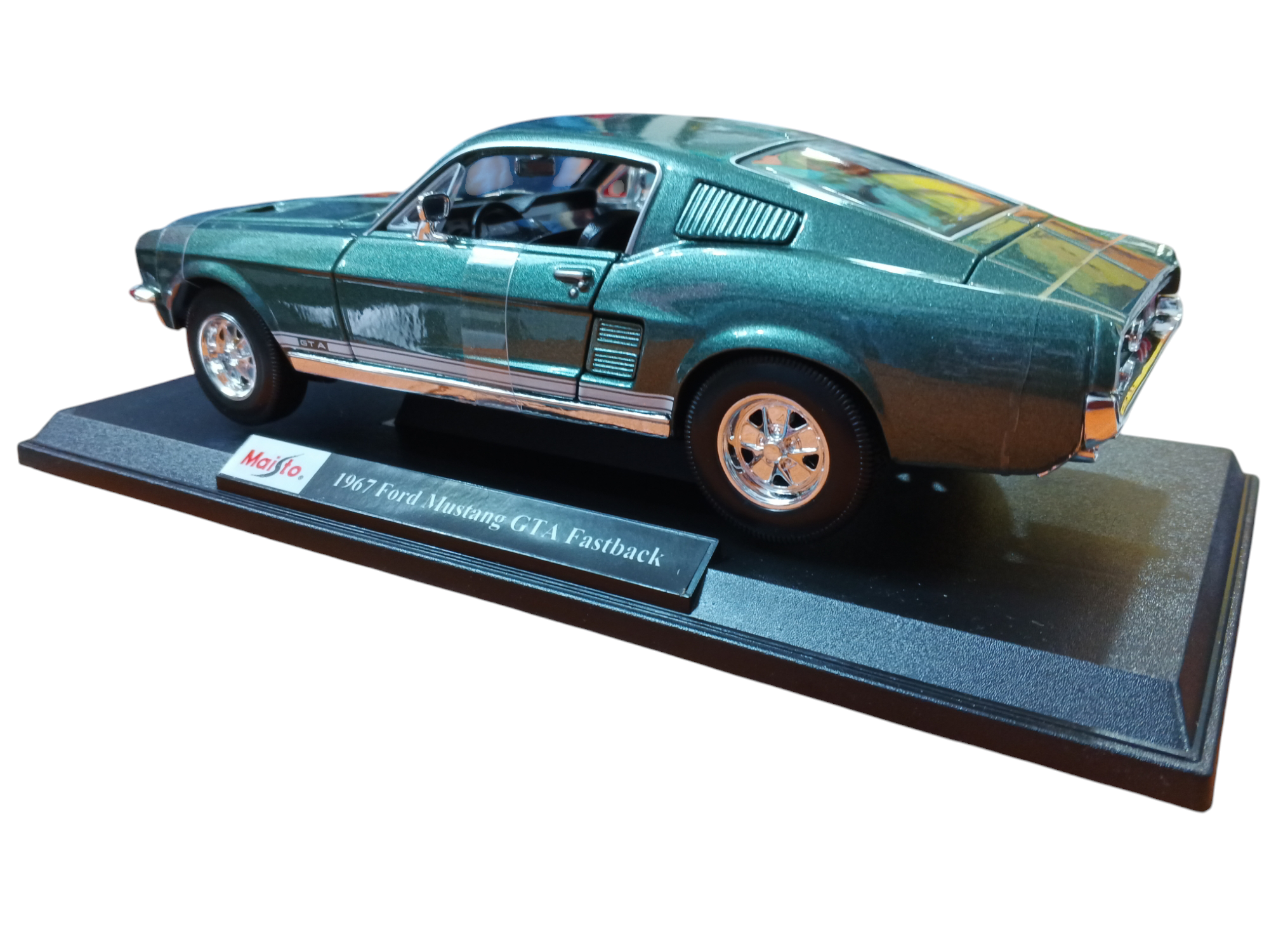 1967 Ford Mustang GTA Fastback - Maisto - Escala 1/18