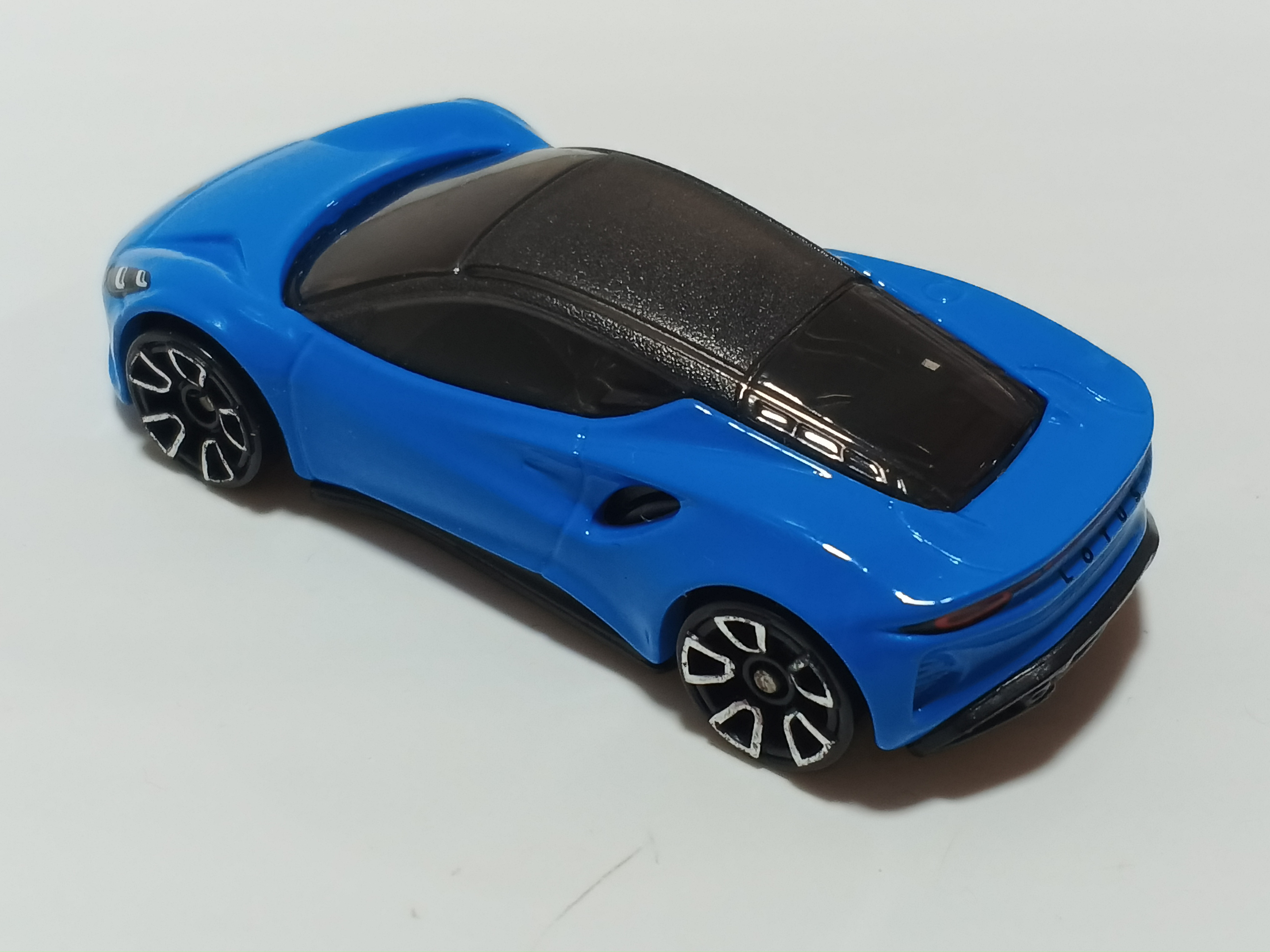 Vendido - Hot Wheels - Lotus Emira