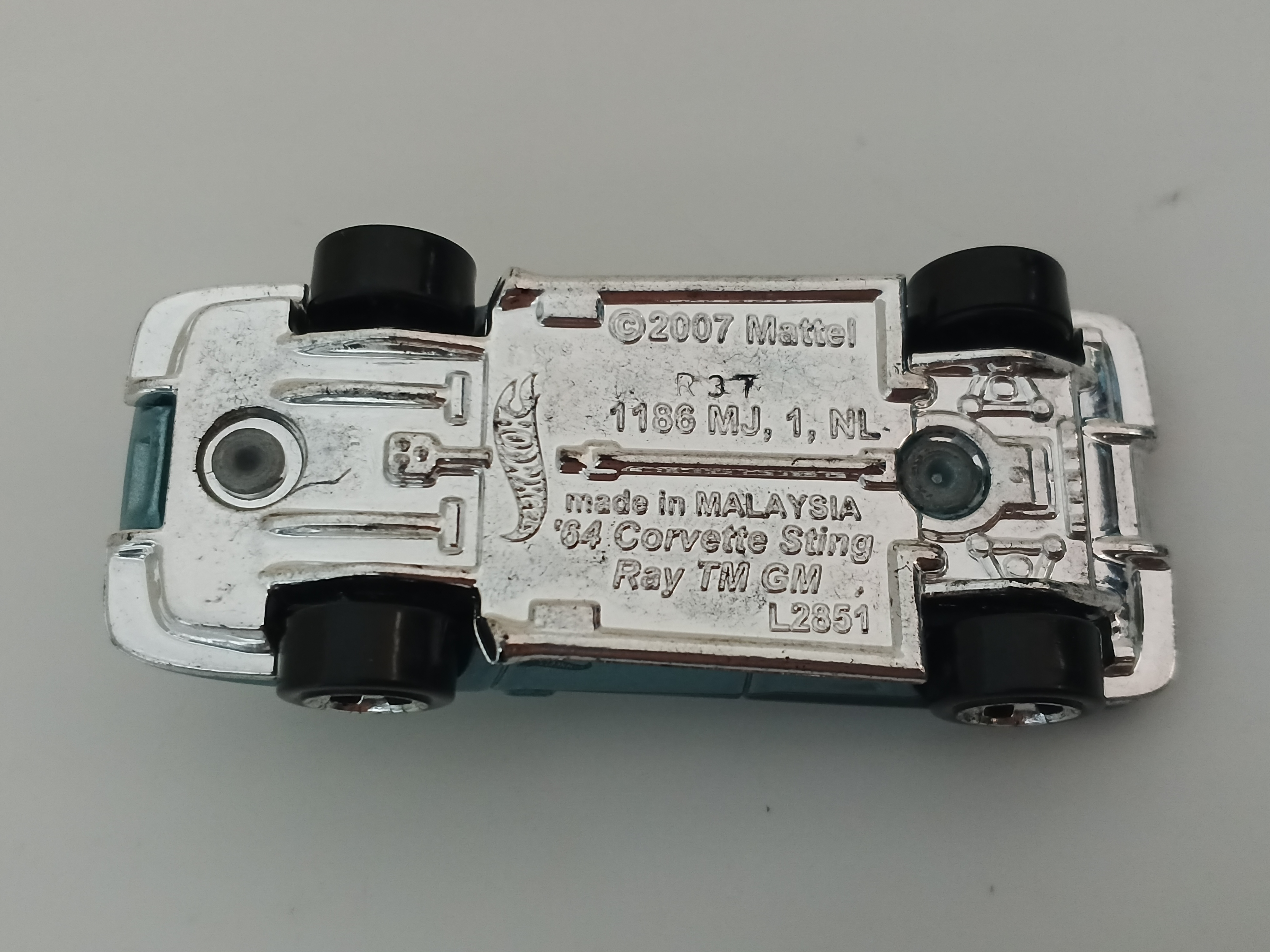 Hot Wheels - '64 Corvette Sting Ray