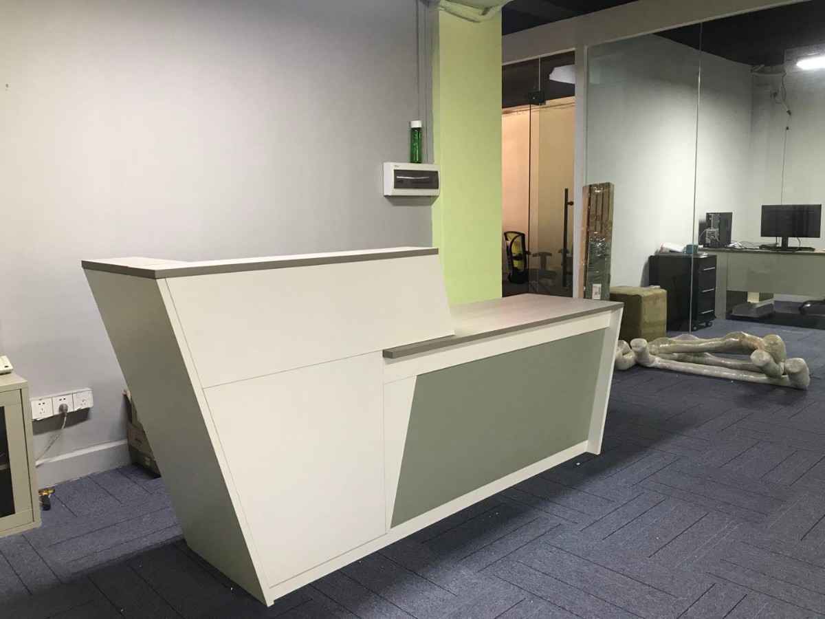 1.8m Modern Reception Desk