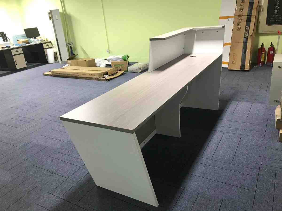 1.8m Modern Reception Desk